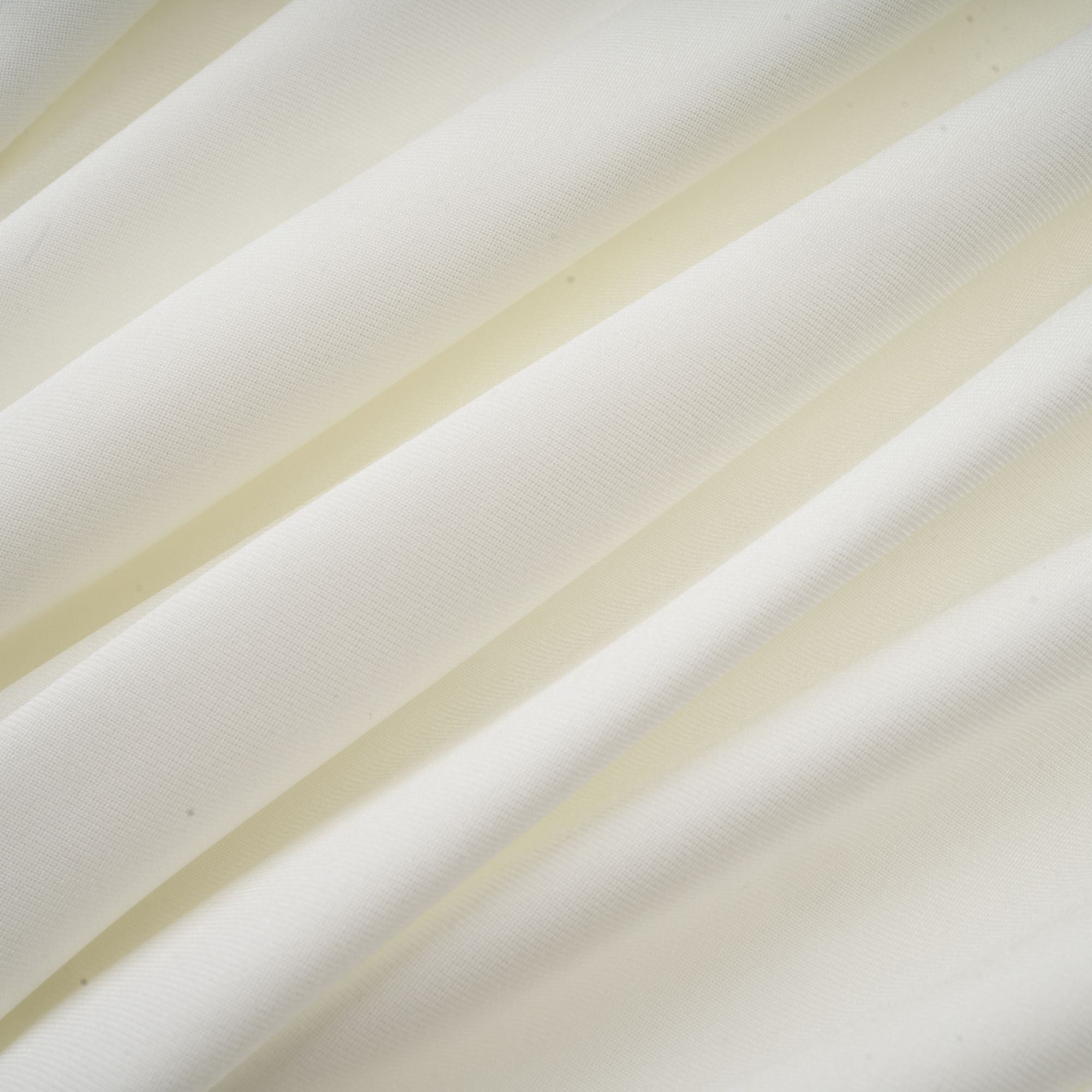 فستان مايفا القصير المزين بالزهور الصناعية باللون الأبيض