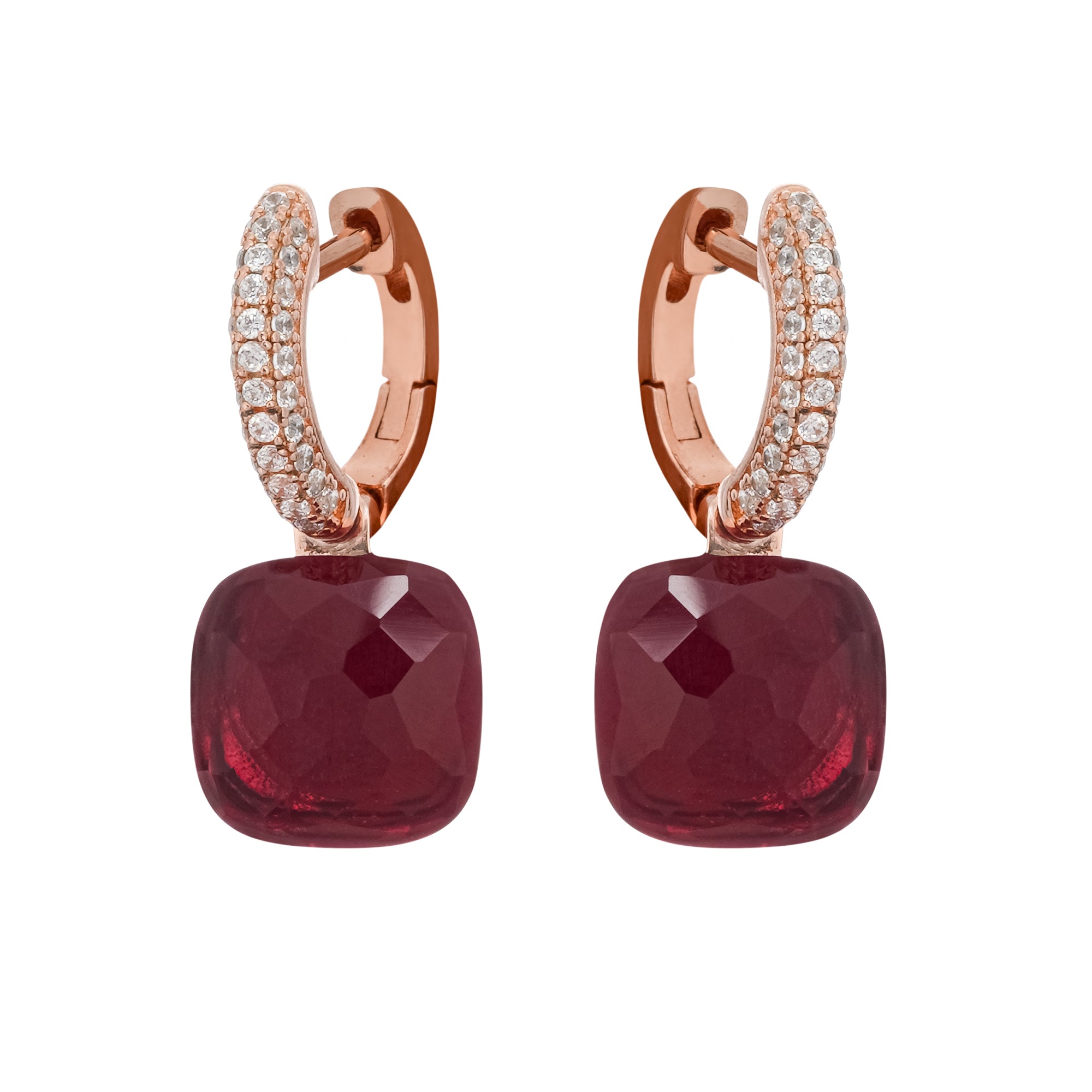 أقراط أذن دائرية من الفضة الإسترلينية من آفا، مرصعة بأحجار كريمة مقطوعة على شكل وسادة باللون الأحمر