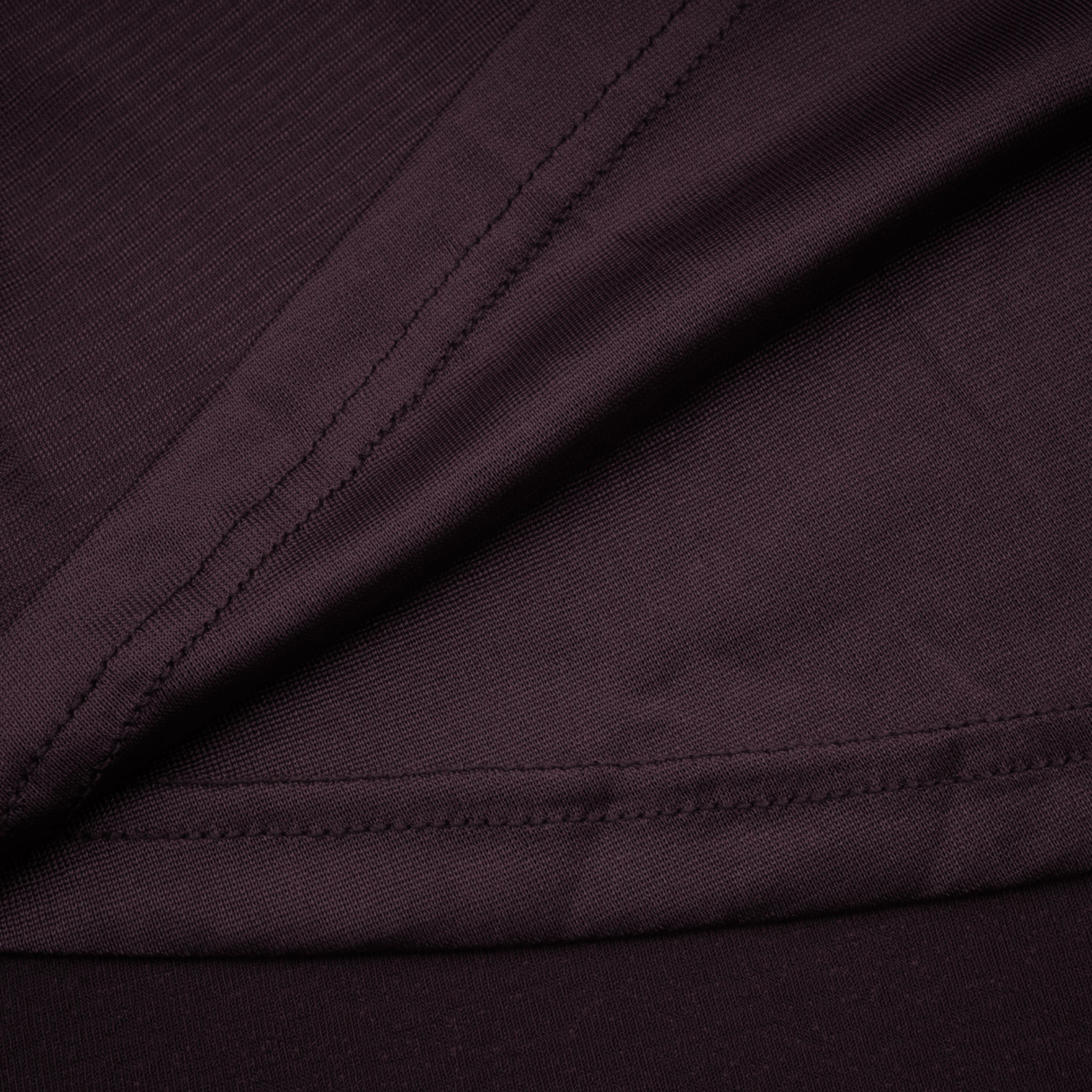 Camille – Rotes, gerüschtes Midikleid mit Klappendesign