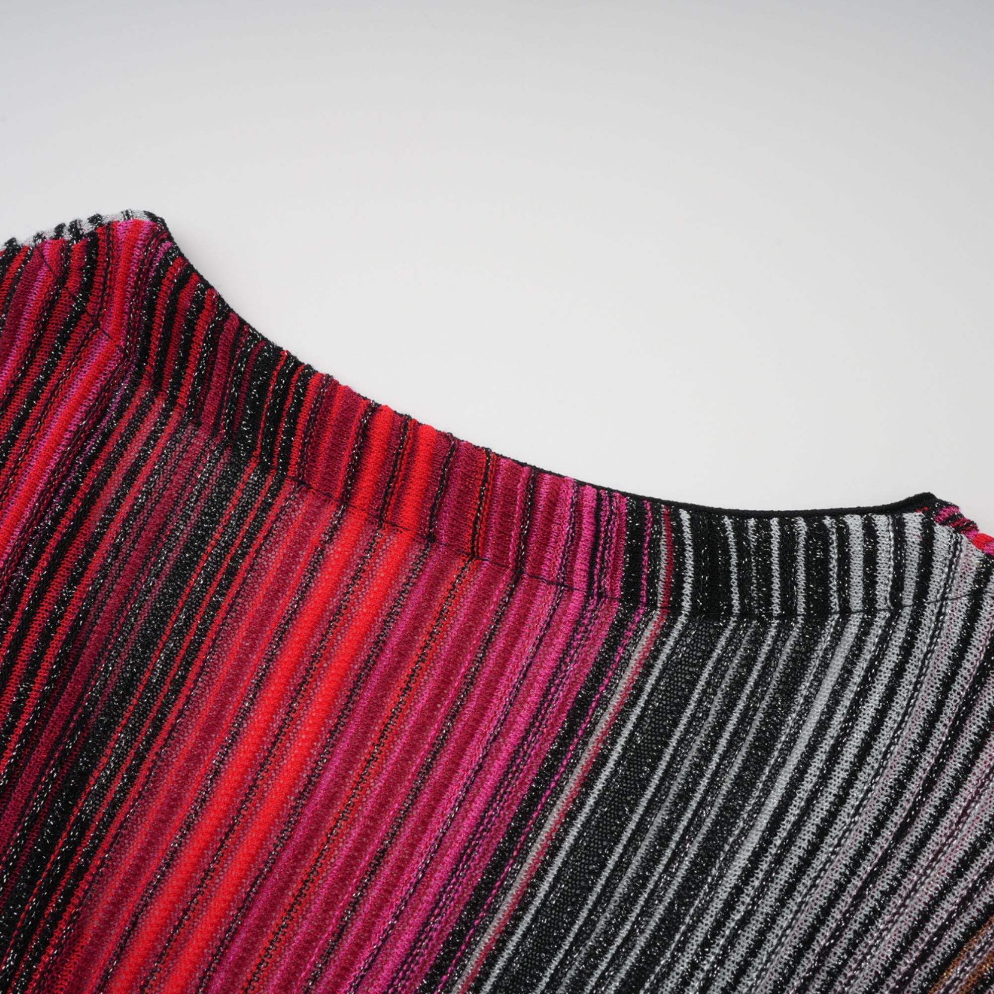 Langer Strickcardigan „Ulysse“ in Rot-Metallic (Endverkauf)