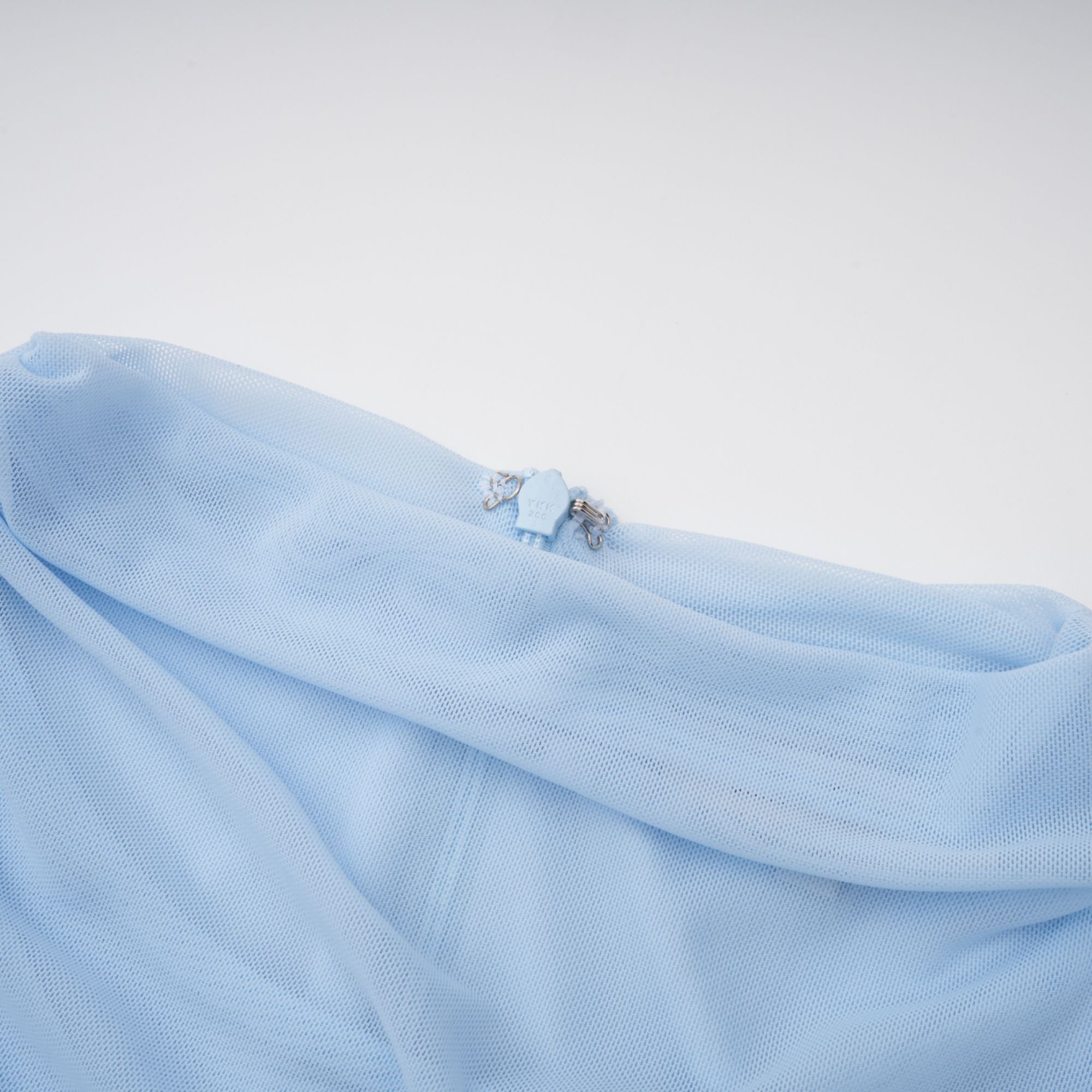 Sylphe Babyblaues asymmetrisches, plissiertes, ärmelloses Minikleid