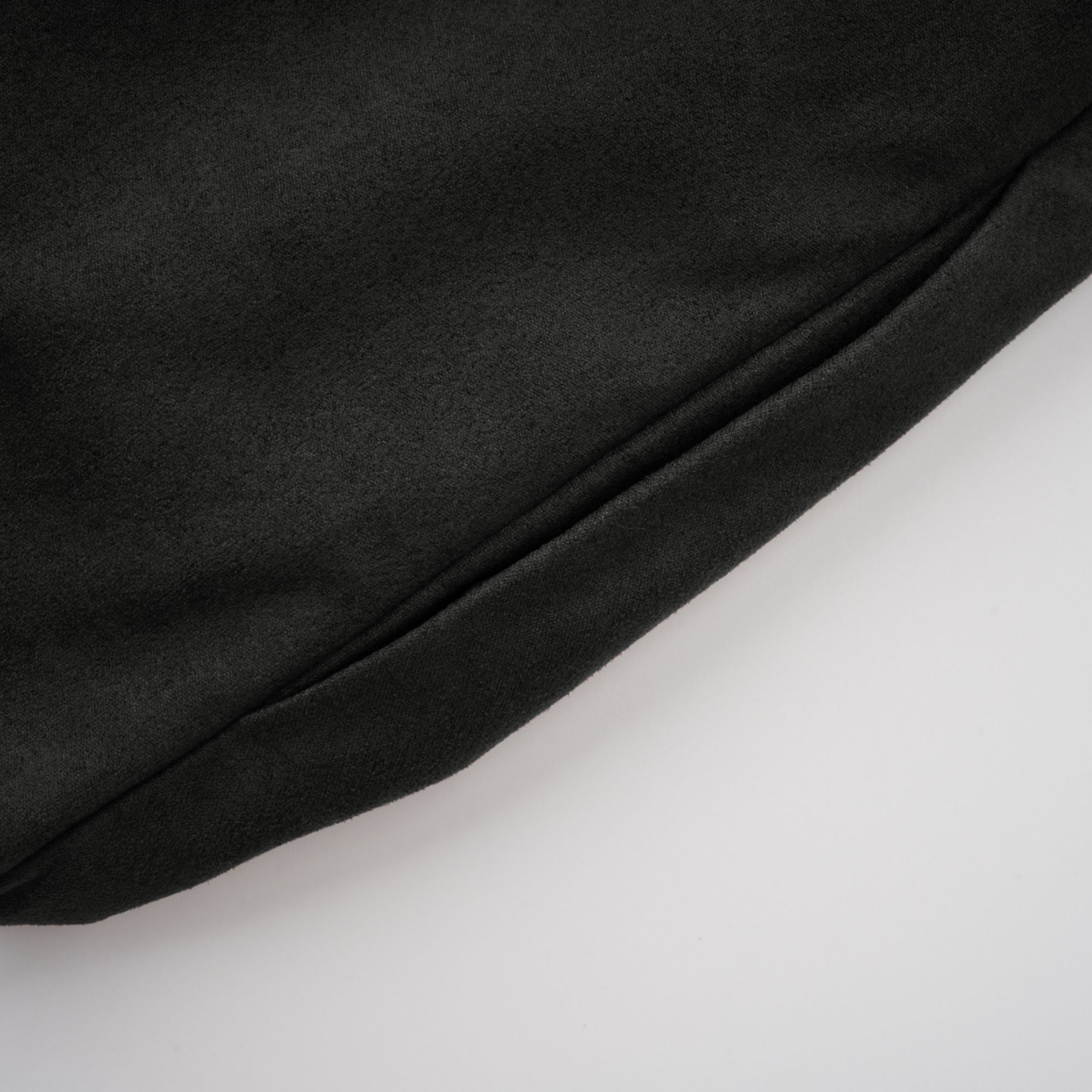 شورتات Chaney ذات الحافة الهوائية الرمادية المصنوعة من الجلد المدبوغ