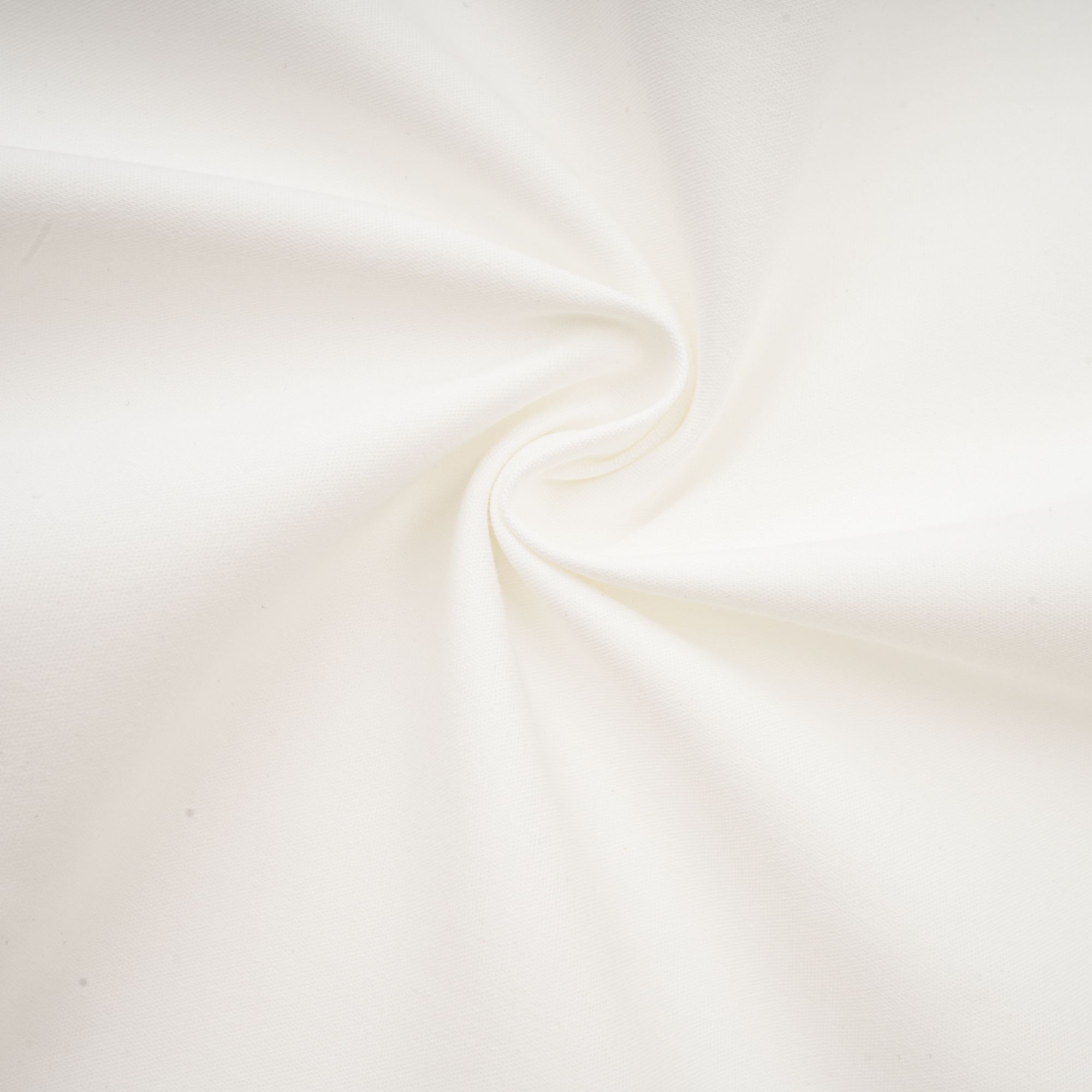 فستان كاثرين متوسط الطول بدون أكتاف باللون الأبيض