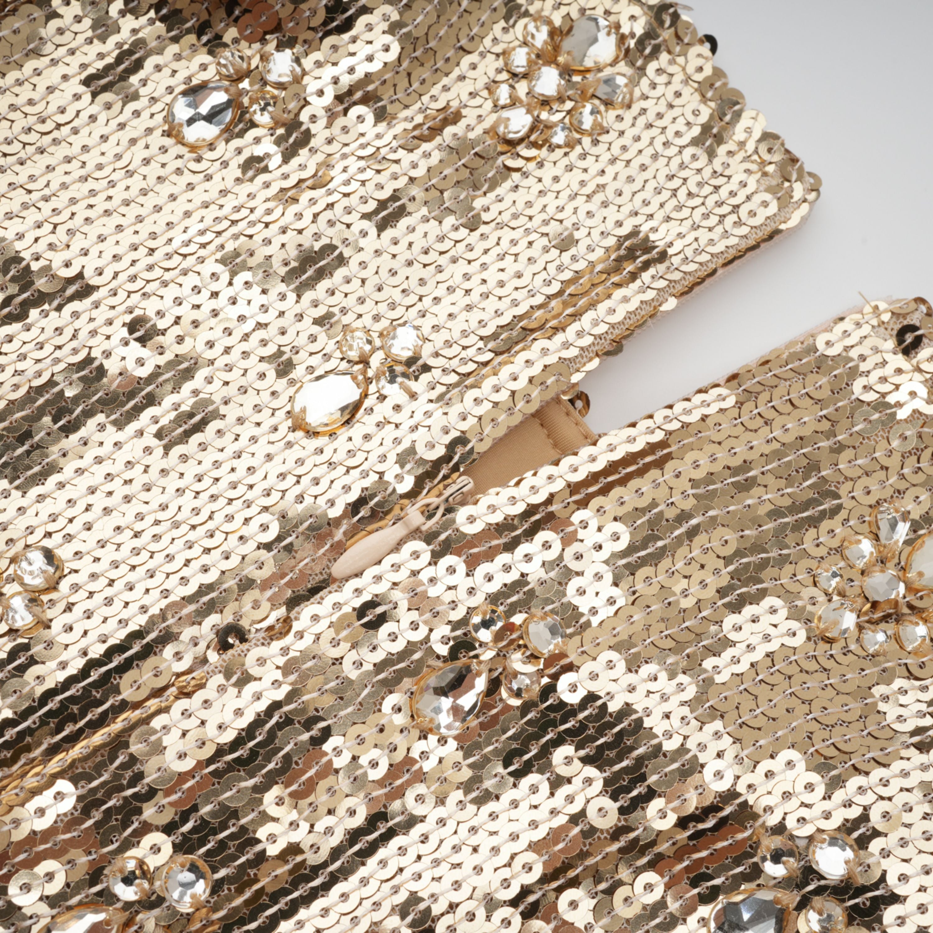 فستان فيديريكا ماكسي ذهبي مطرز بالترتر