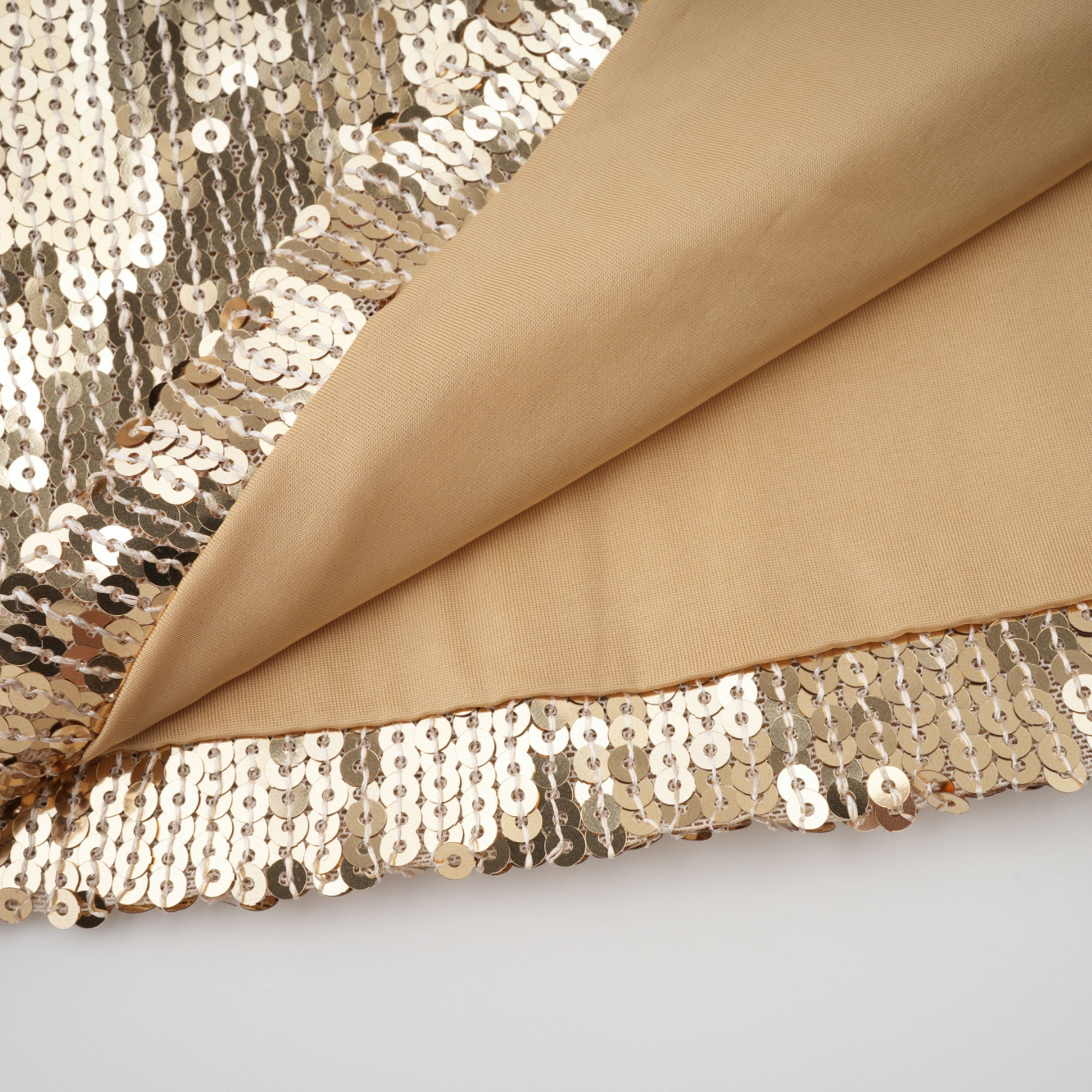 فستان فيديريكا ماكسي ذهبي مطرز بالترتر