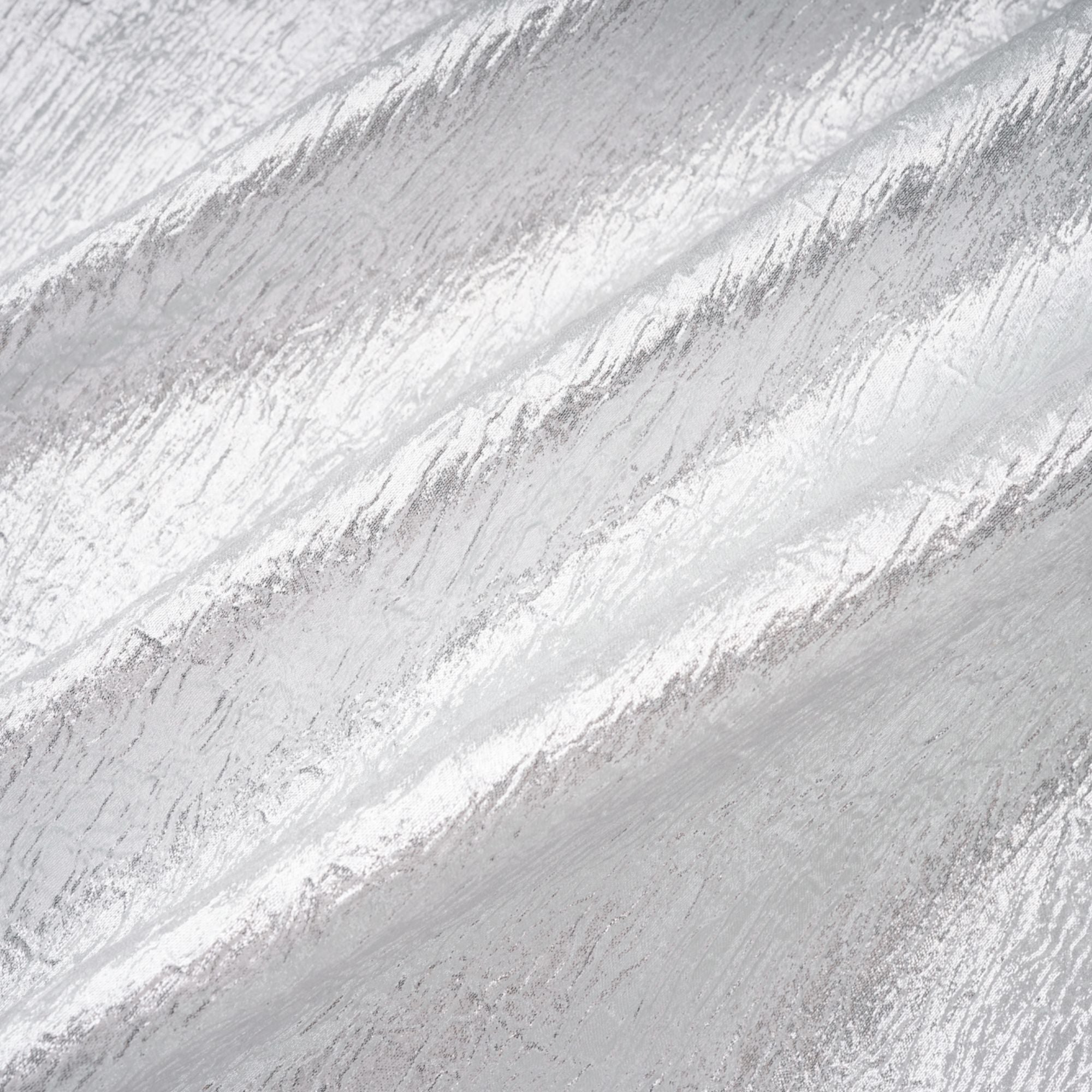 Adina Silber Glänzendes asymmetrisches Rüschenkleid