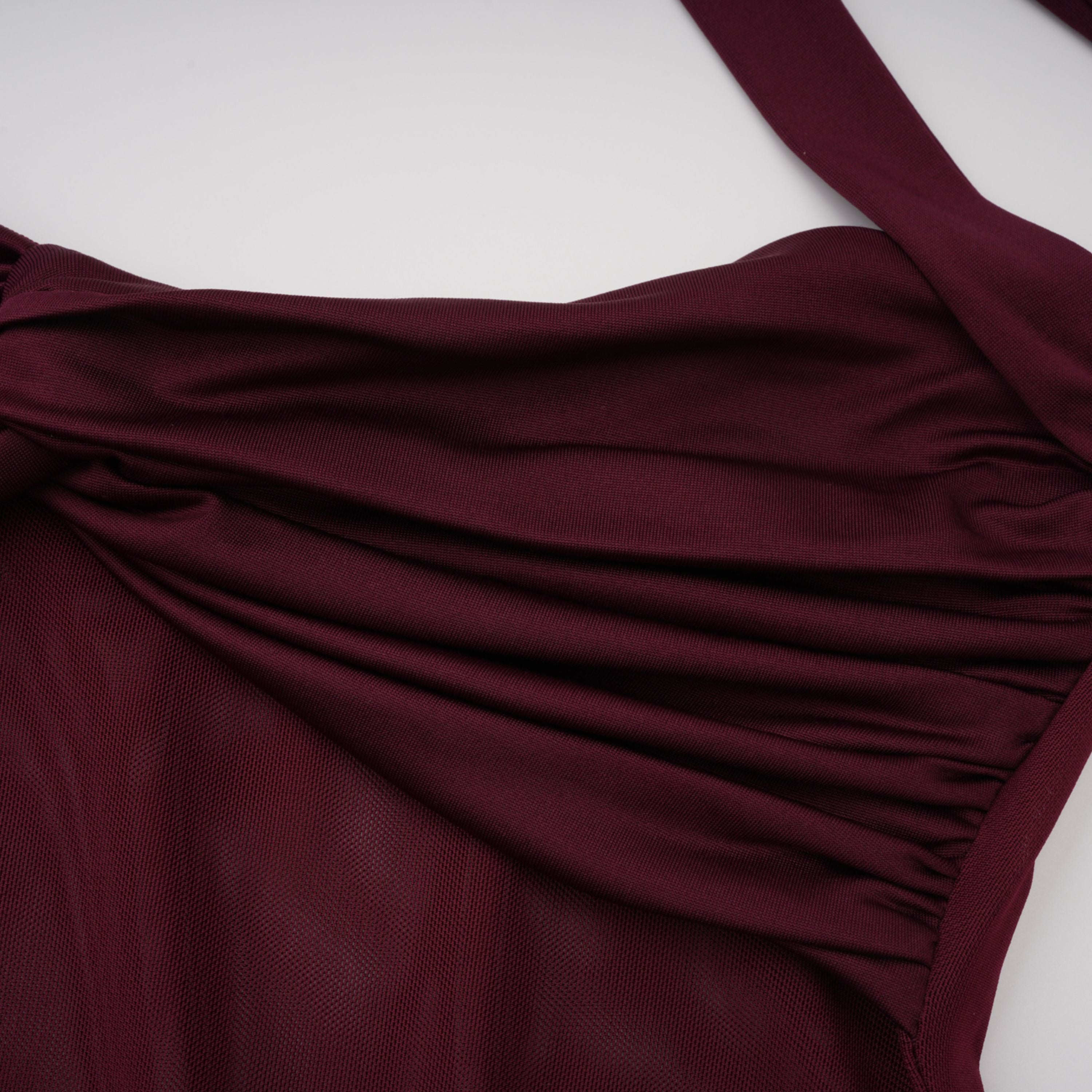 Amandine Burgunder Halterneck Maxikleid mit Raffungen