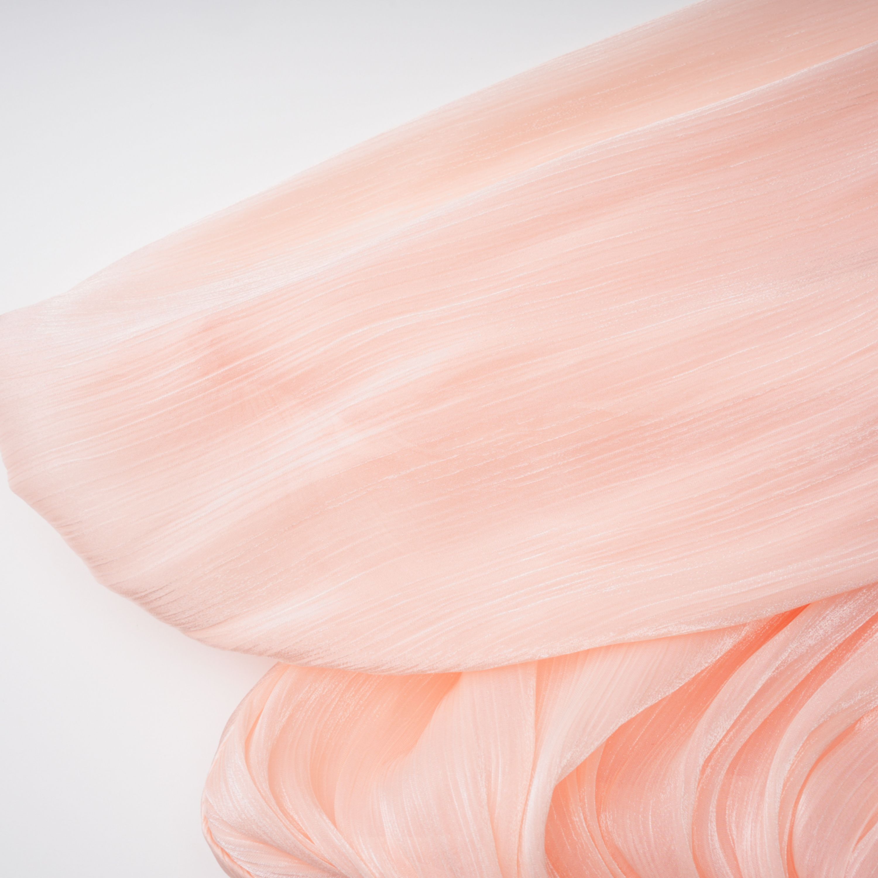 مجموعة بلوزة وتنورة ميلودي باللون الوردي اللامع