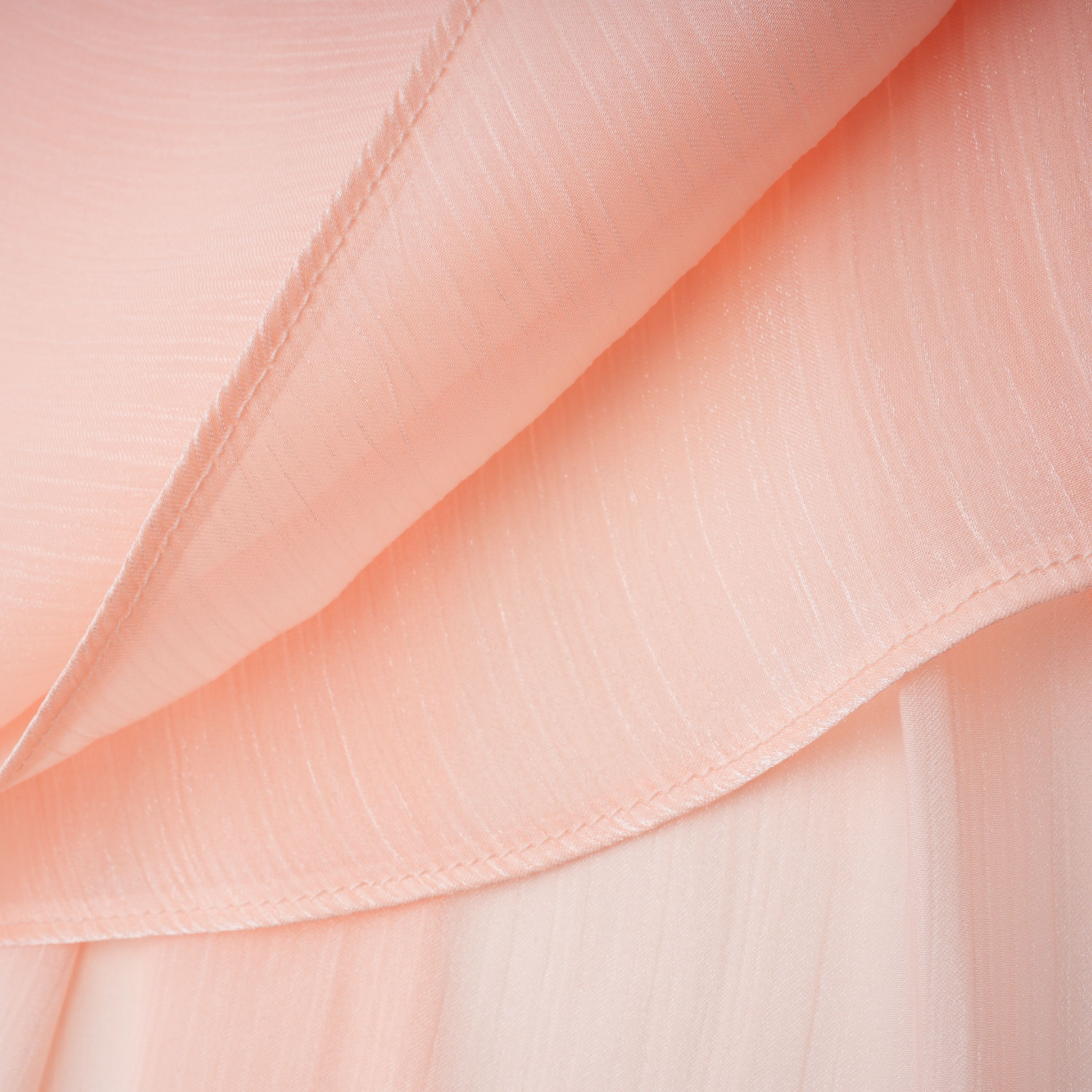 مجموعة بلوزة وتنورة ميلودي باللون الوردي اللامع