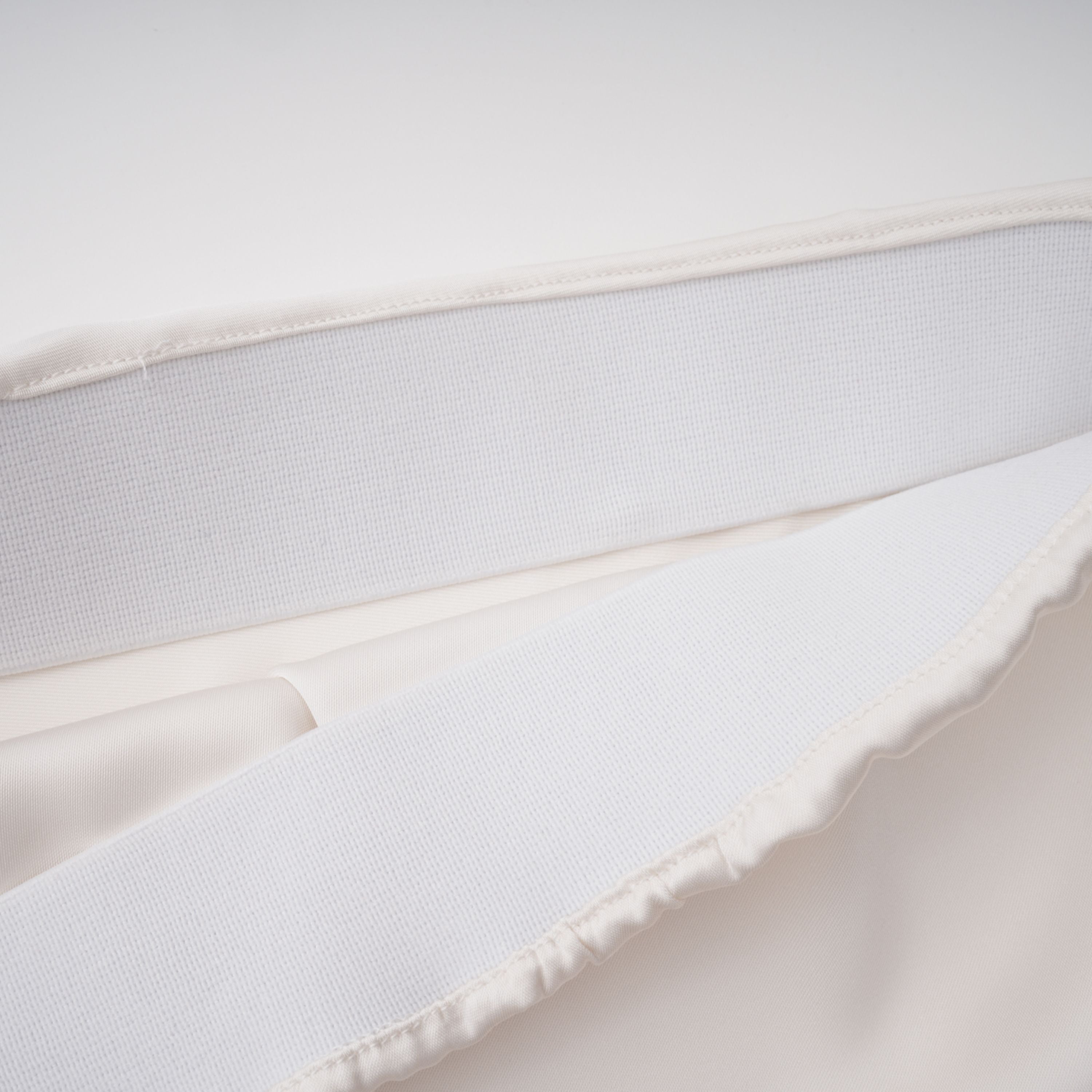 Zora Weißes Pailletten-Korsett-Oberteil & Satinrock-Set