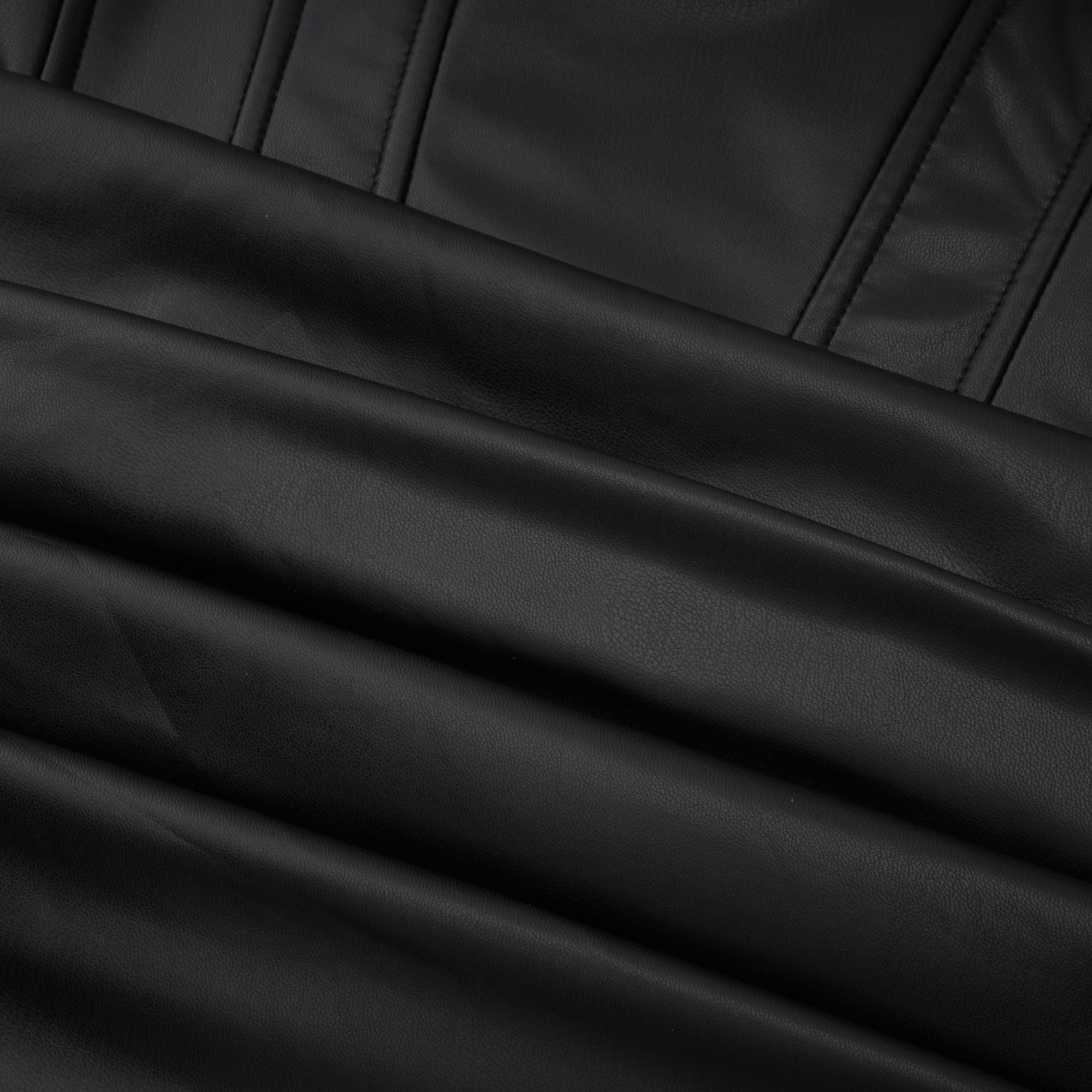 فستان قصير ضيق من بوليت براون بتصميم مطوّع