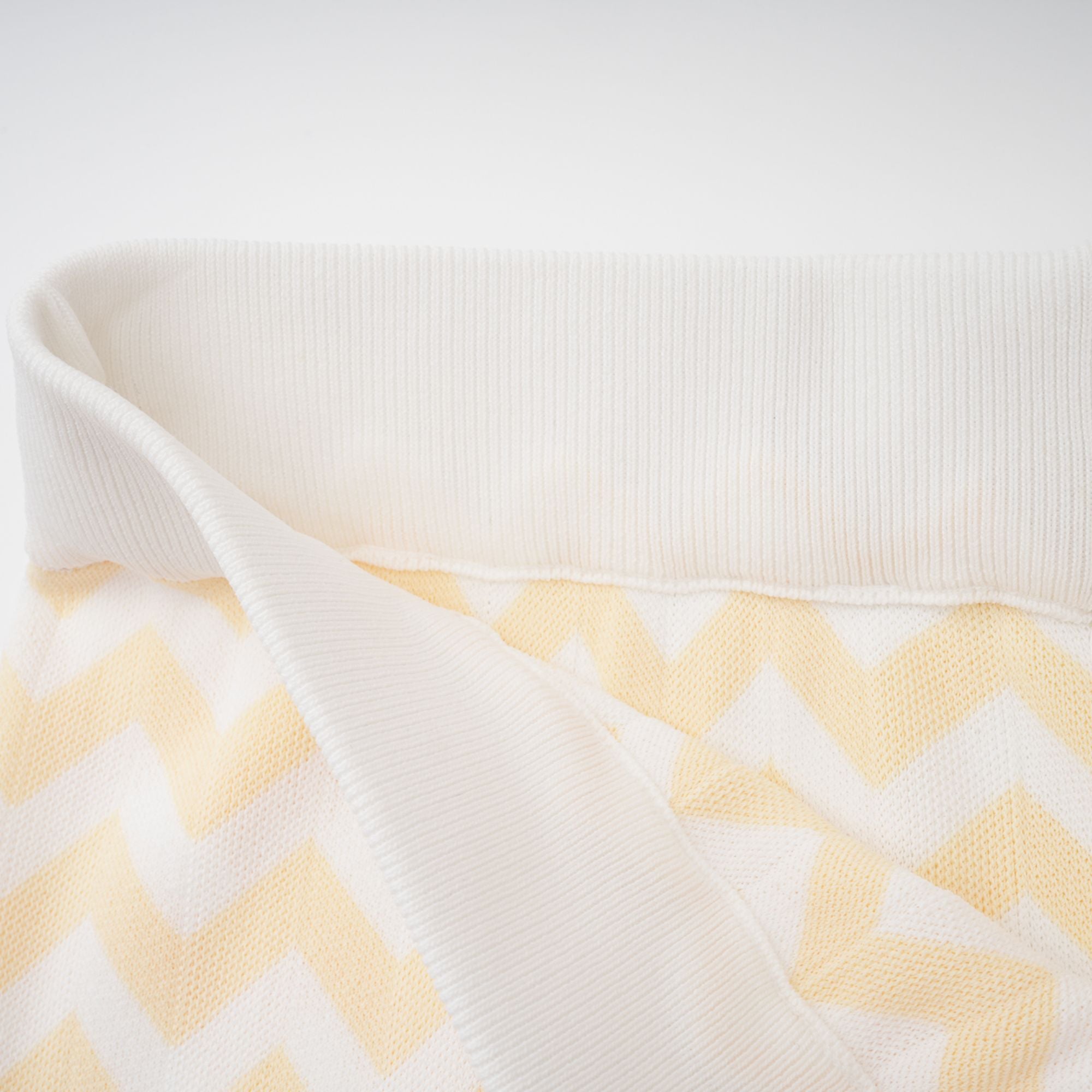 طقم إيزابيل الأصفر المتعرج المتناسق