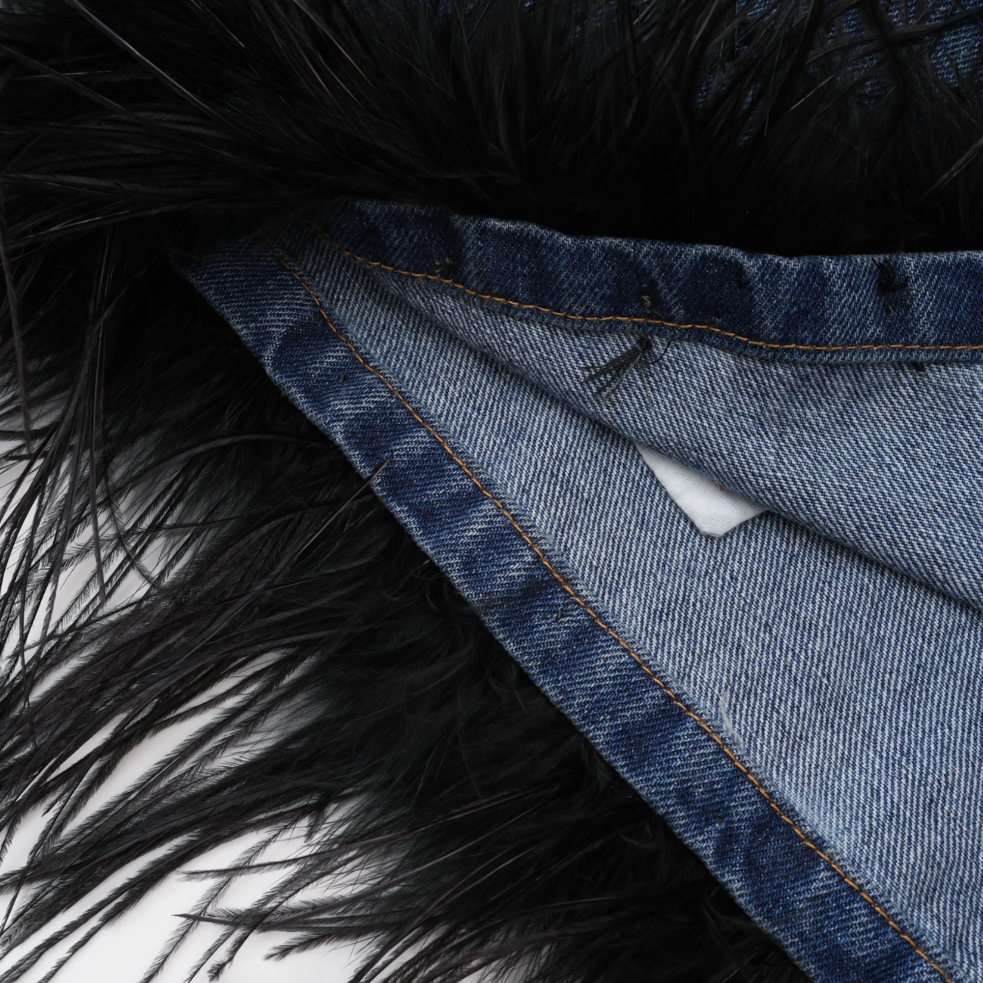 طقم تنورة وقميص من قماش الدنيم من ريش ميليا