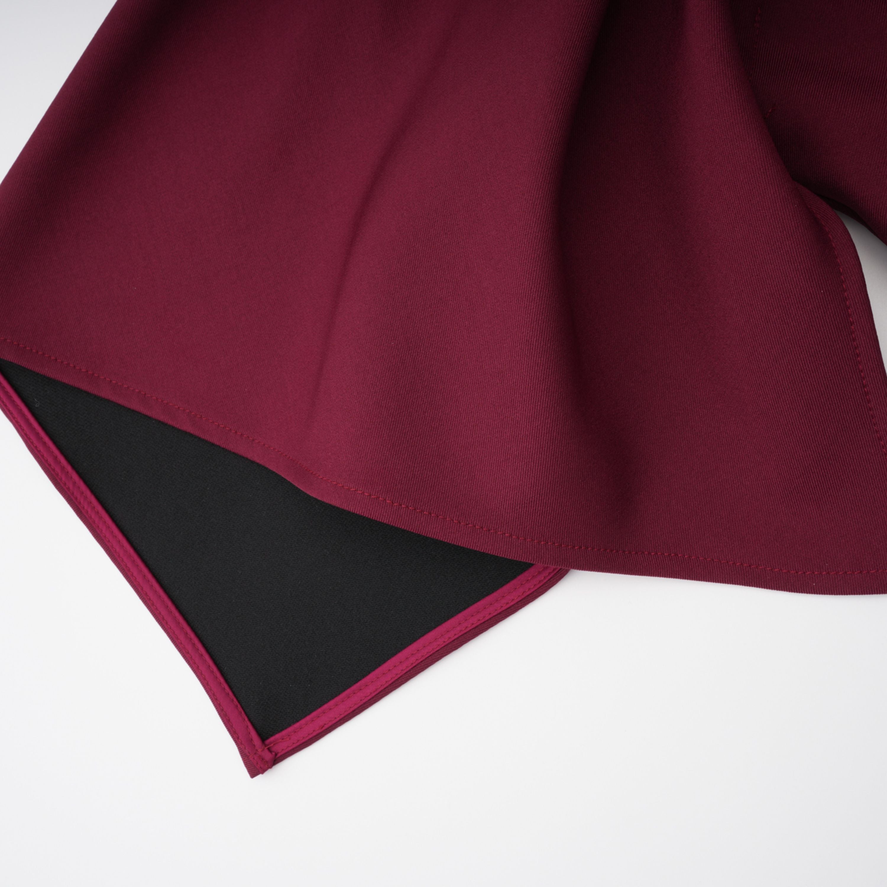 فستان ماكسي غير متماثل من Wren Burgundy