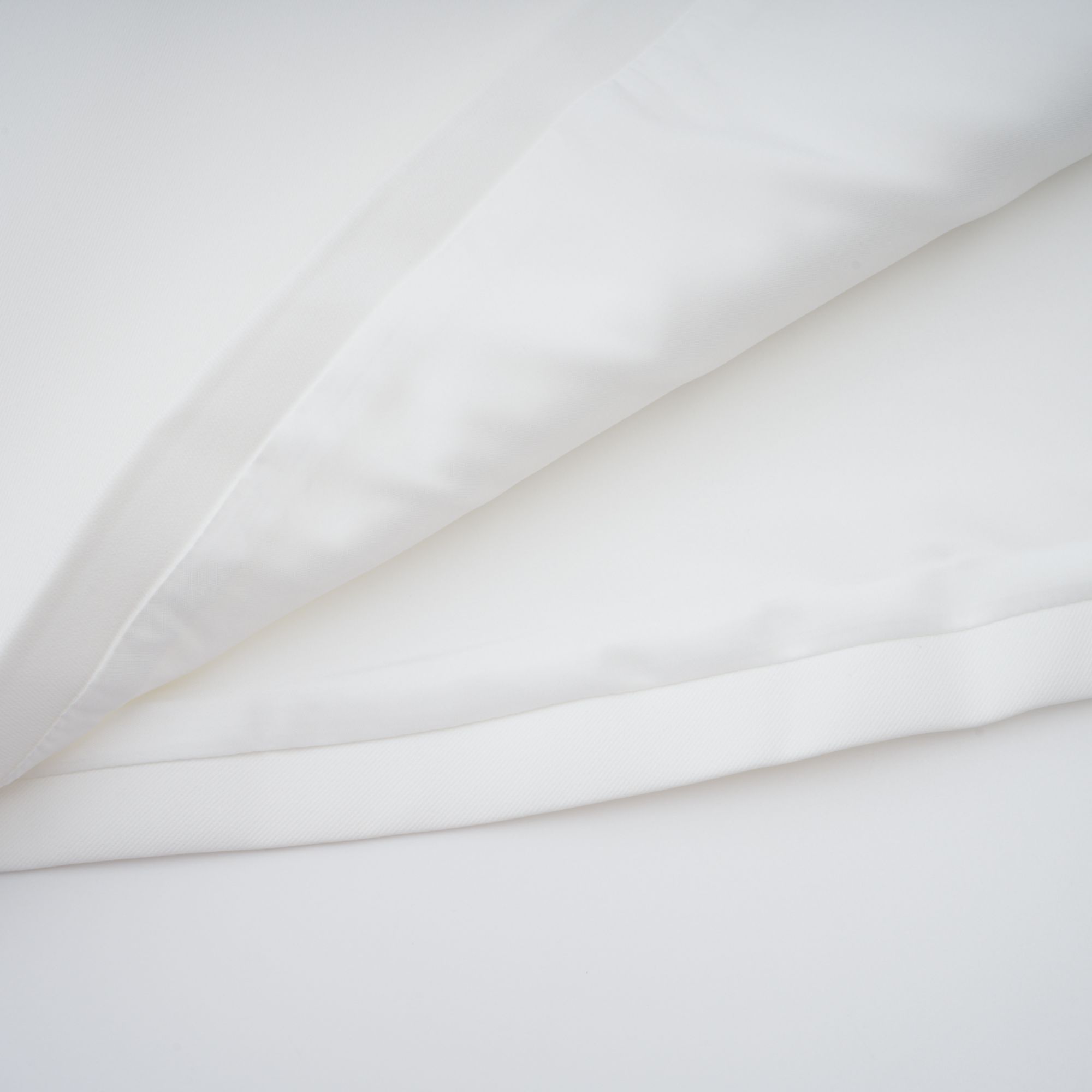 Irène White Sequin Floral Embroidered Matching Set