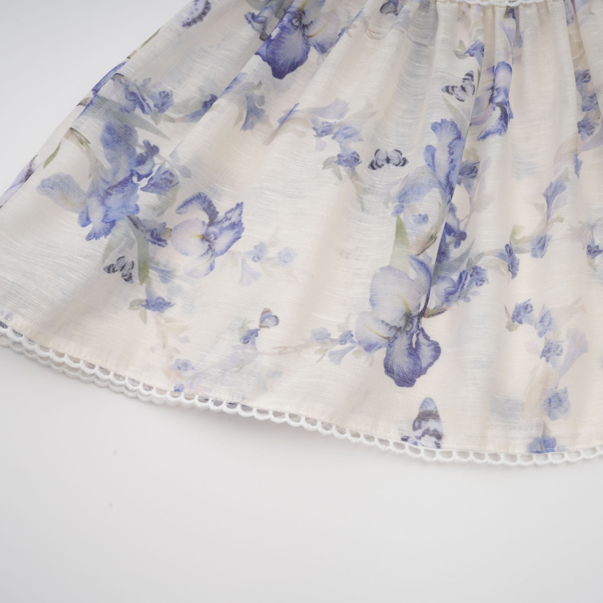 Ausgestelltes Chiffon-Minikleid Blandine mit Blumendruck