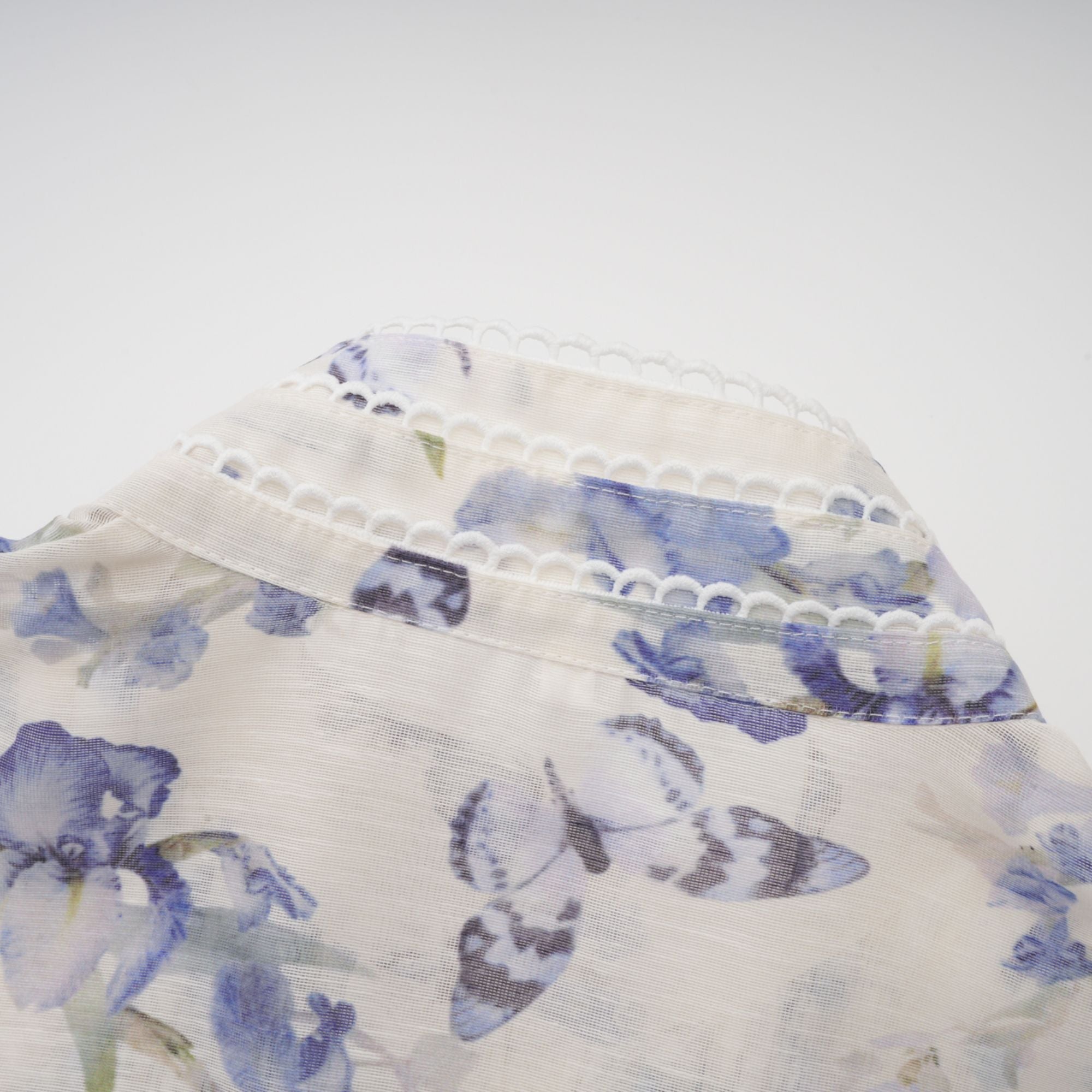 Ausgestelltes Chiffon-Minikleid Blandine mit Blumendruck