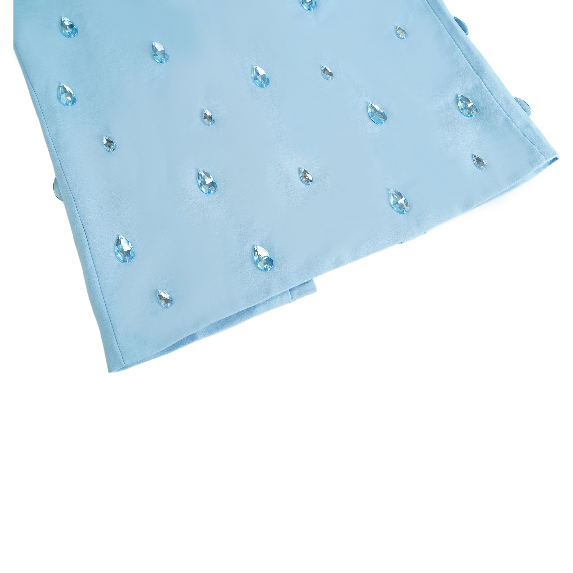 فستان ماكسي أزرق مزين بالكريستال من ميريس