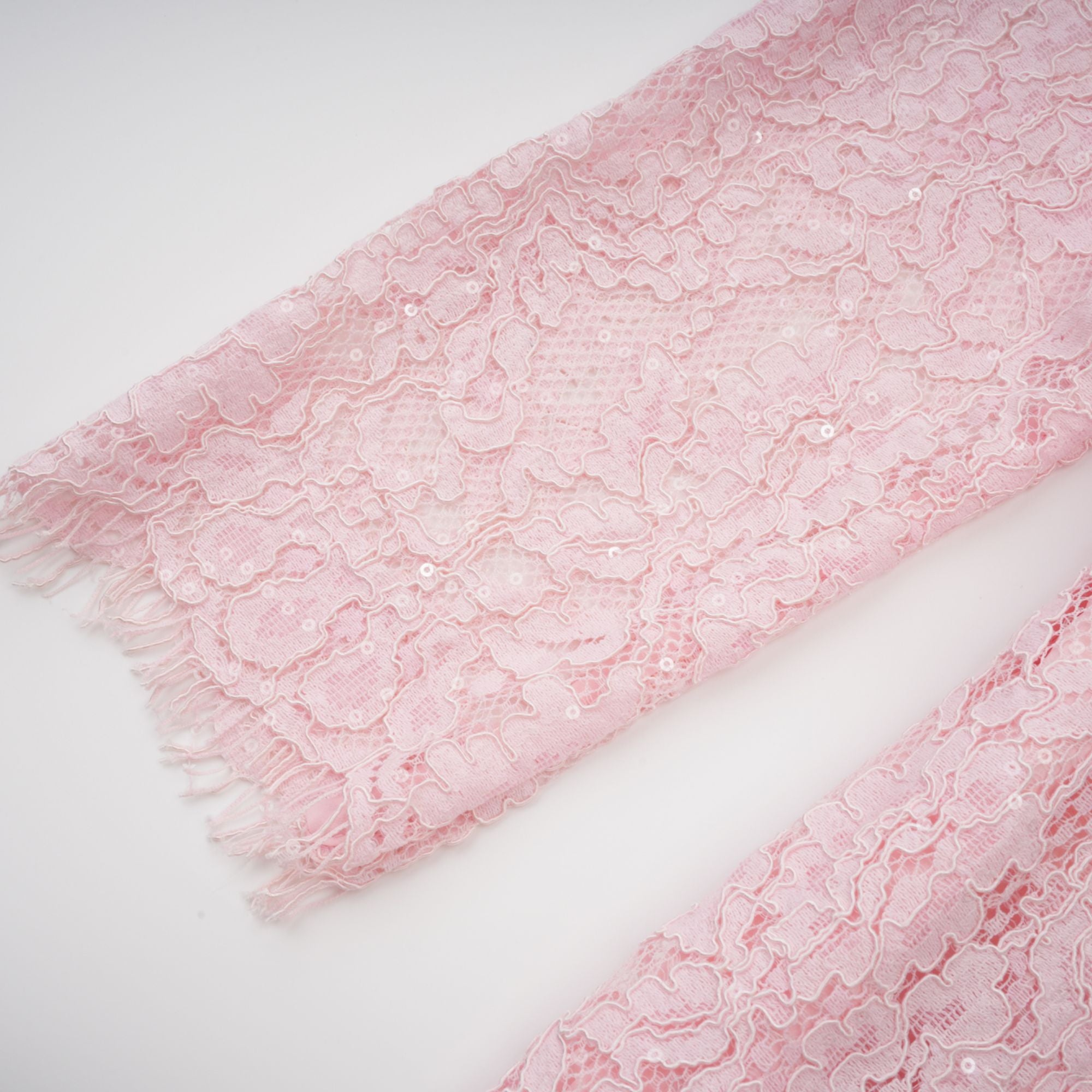 Elisabetta – Midikleid aus rosa Spitze mit Blumenstickereien