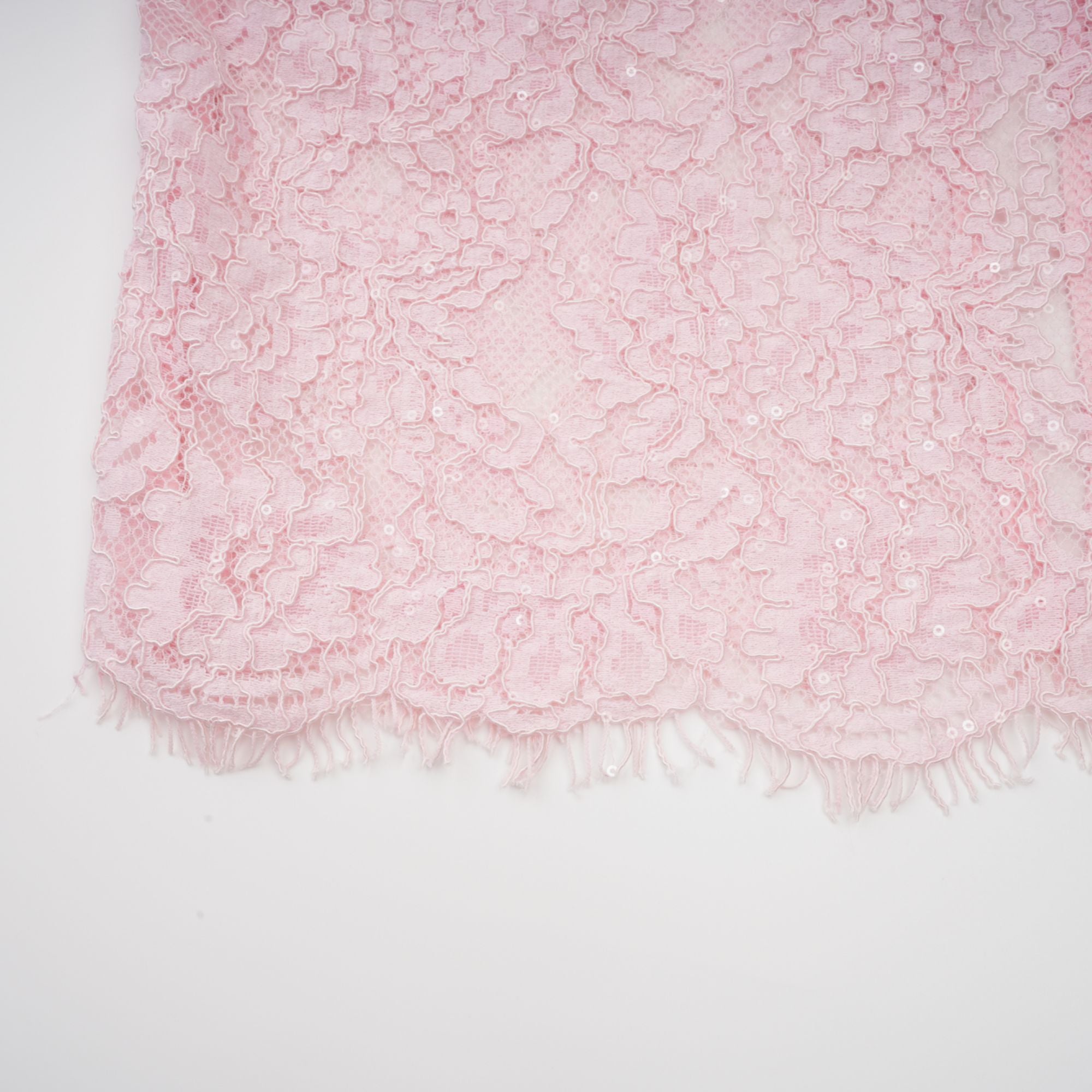 Elisabetta – Midikleid aus rosa Spitze mit Blumenstickereien