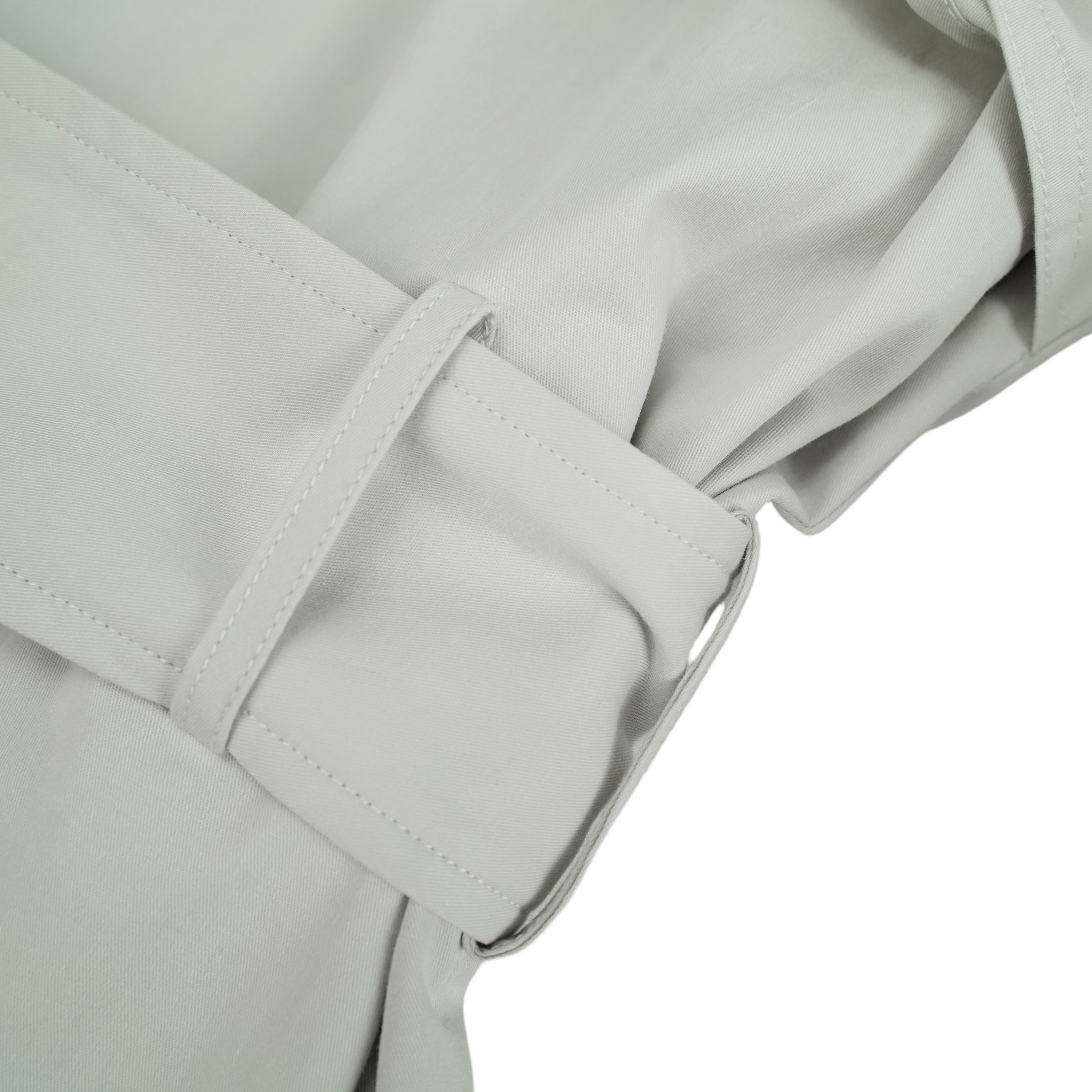 Bruyère Weißer, zweireihiger, langer Trenchcoat