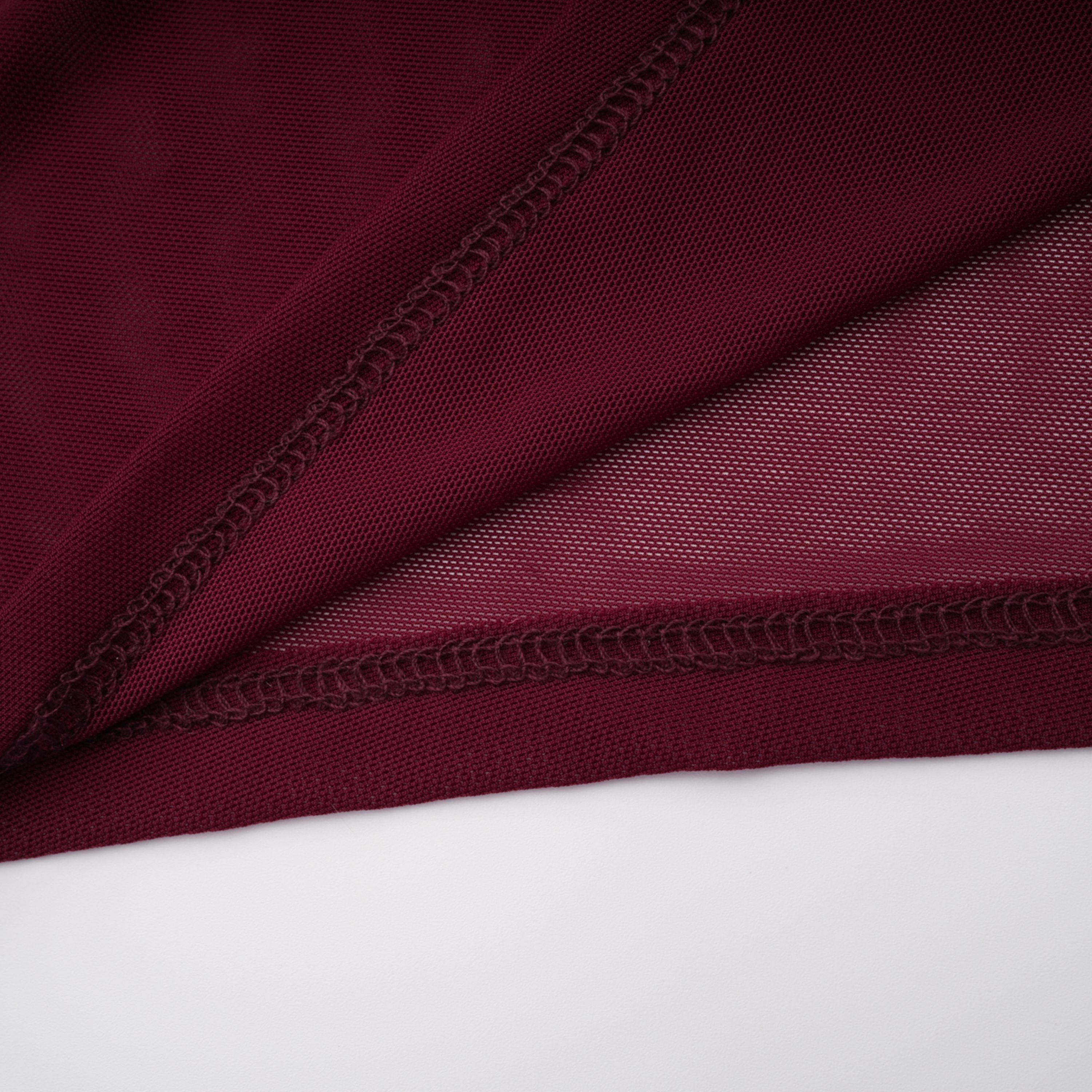 فستان طويل غير متماثل مع كشكش على شكل شريط