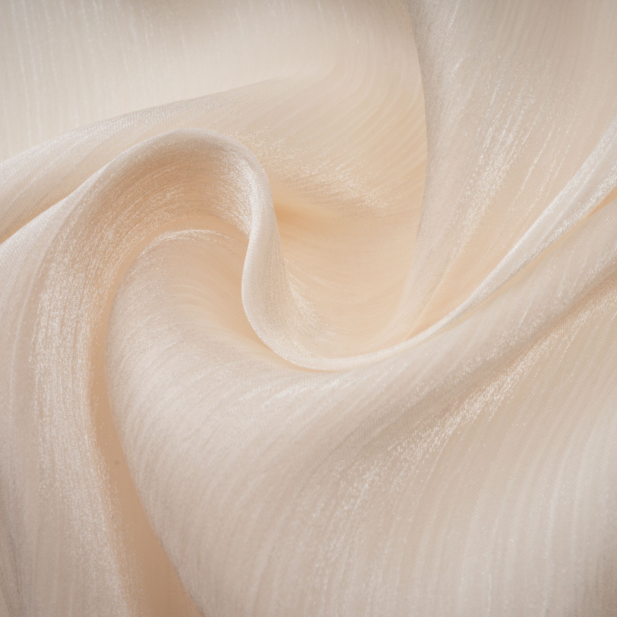 فستان ماكسي محايد من سيليست مع كشكشة