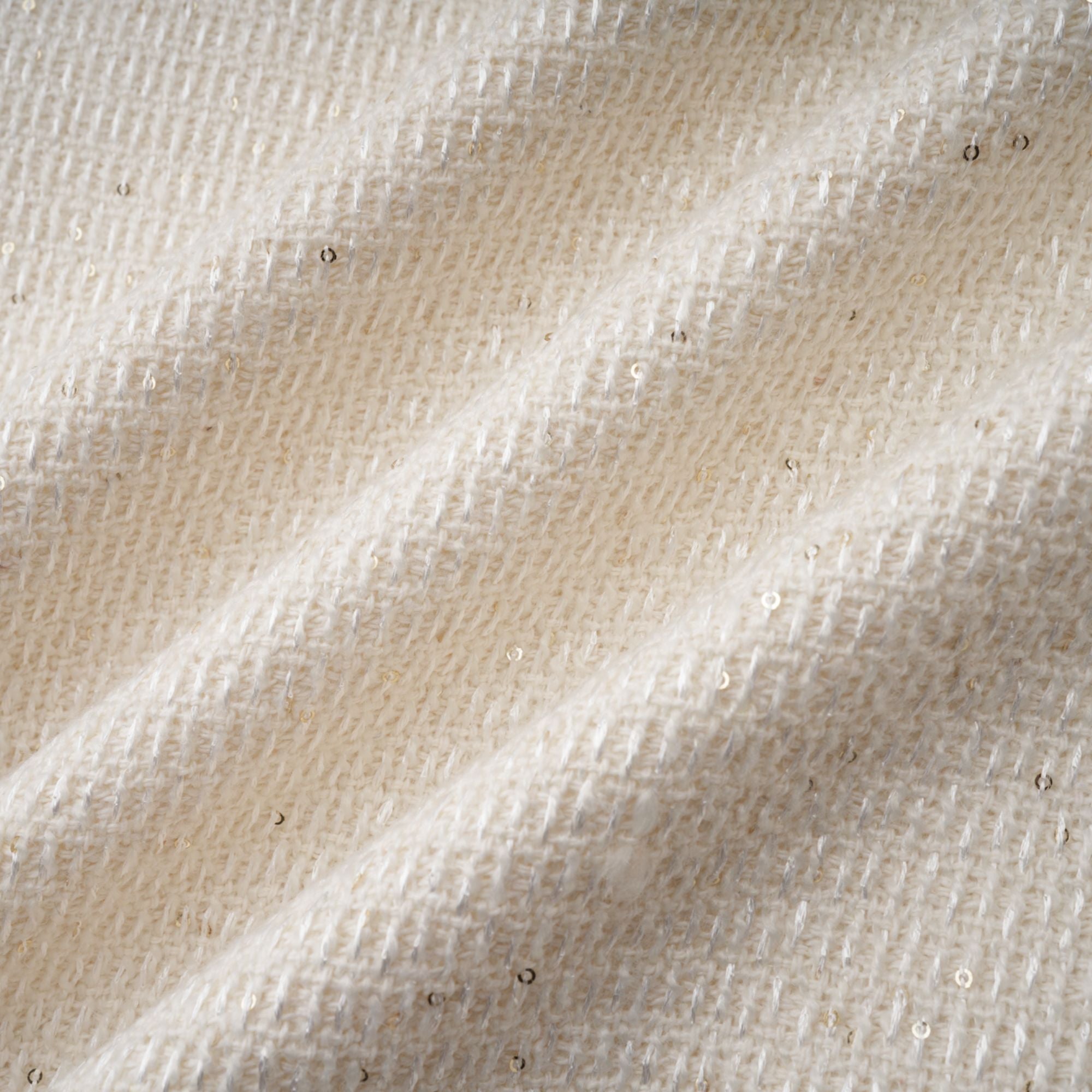 فستان جين الأبيض المزين من التويد القصير