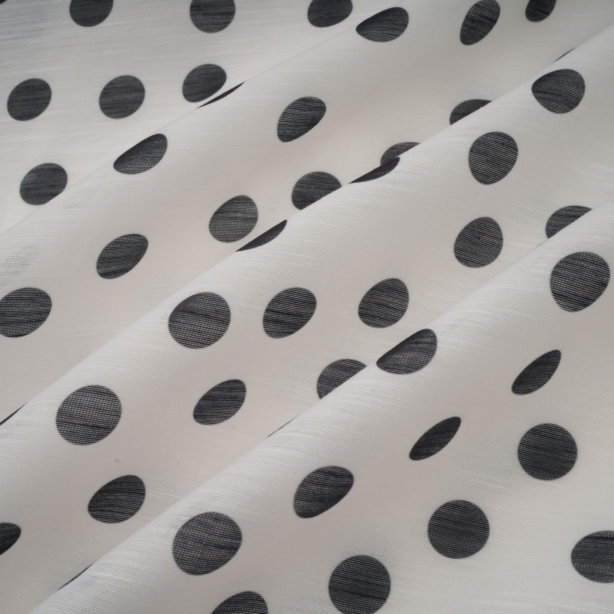 Audrey – Weißes Midikleid mit Schleife und Punkten