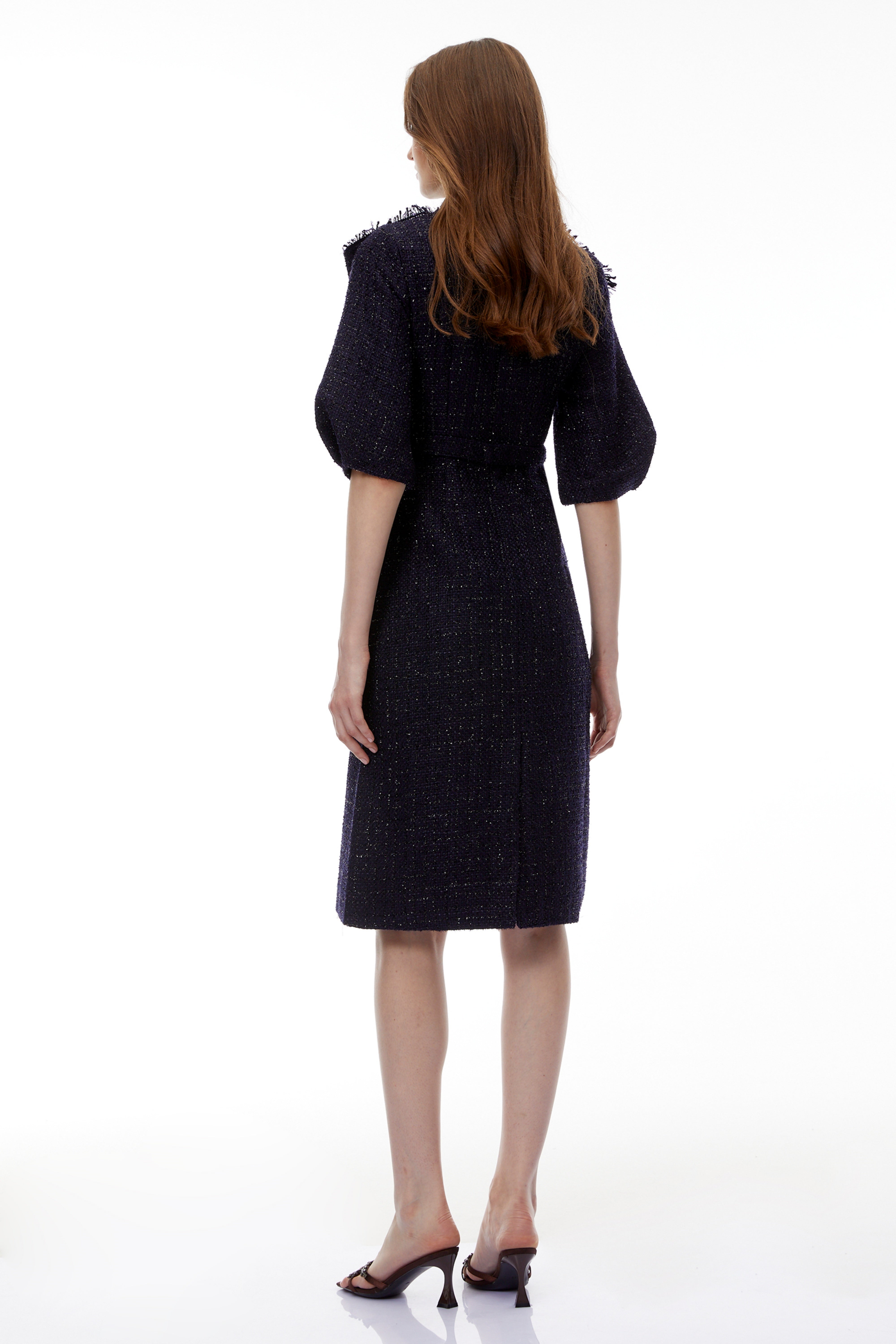 فستان ميدي من ديميتريا بلو تويد مع فيونكة