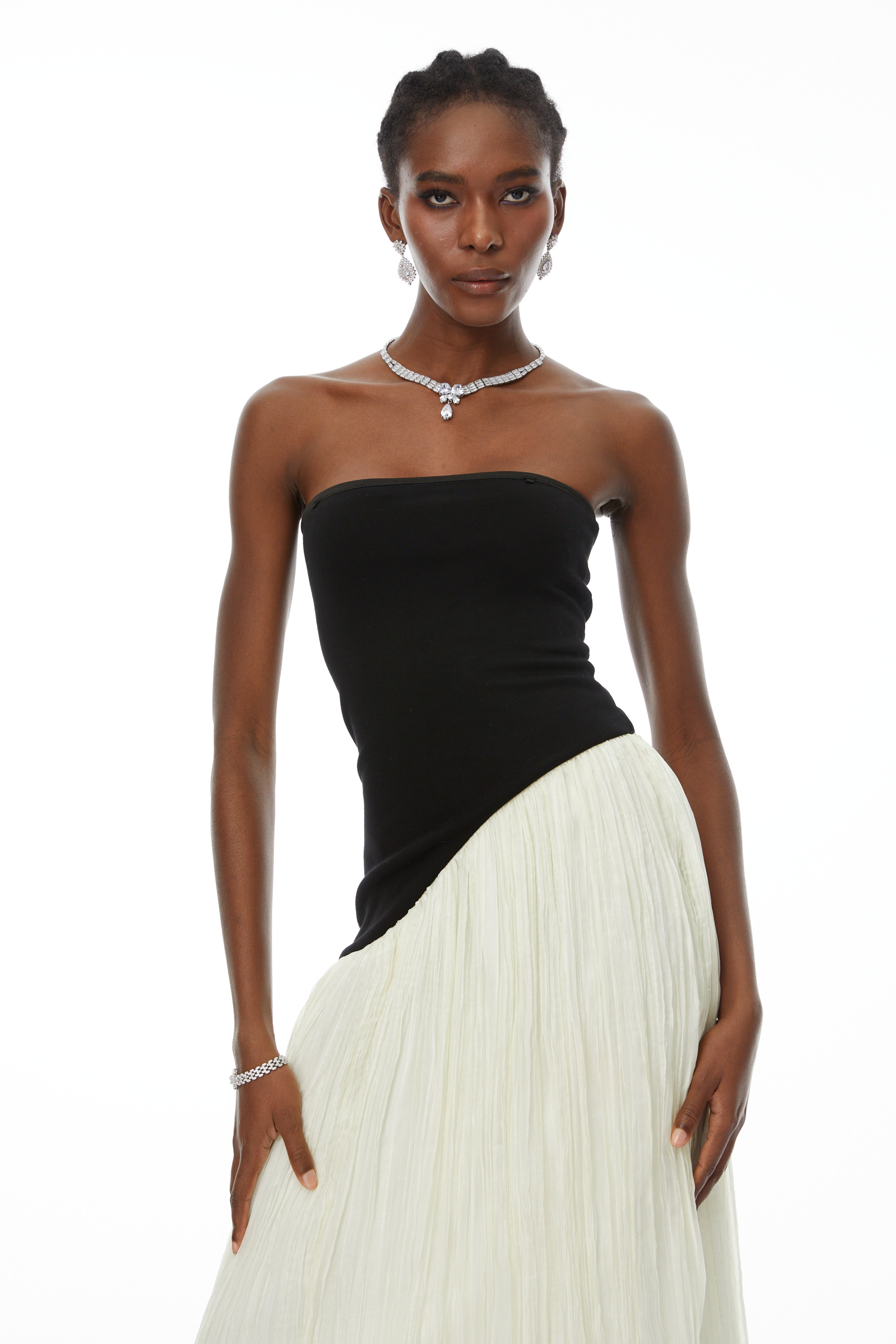 Eléonore Contrast-Color Tulle Panel Maxi Dress
