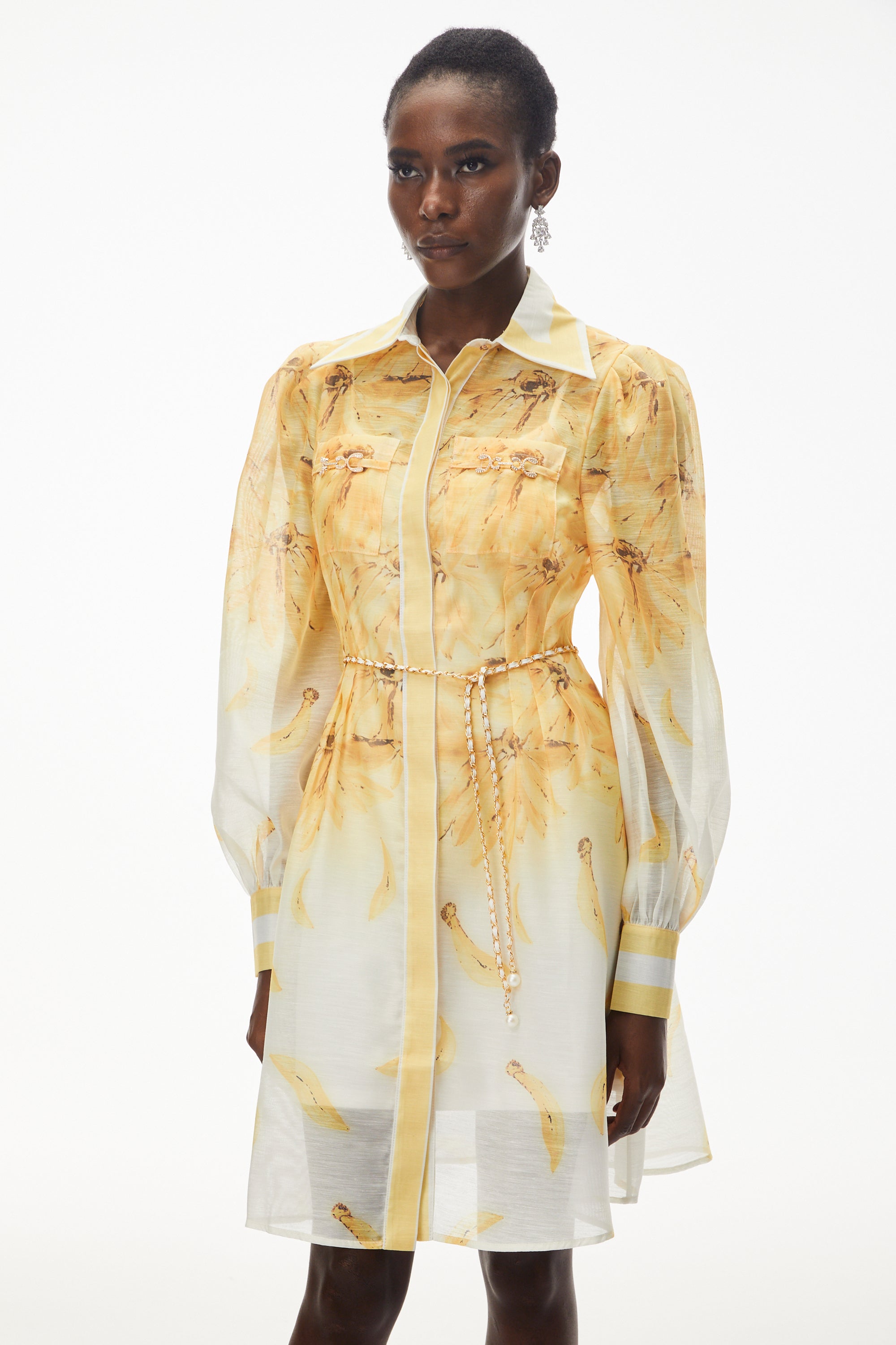 فستان قصير مزين بتدرج لوني أصفر من Filomena