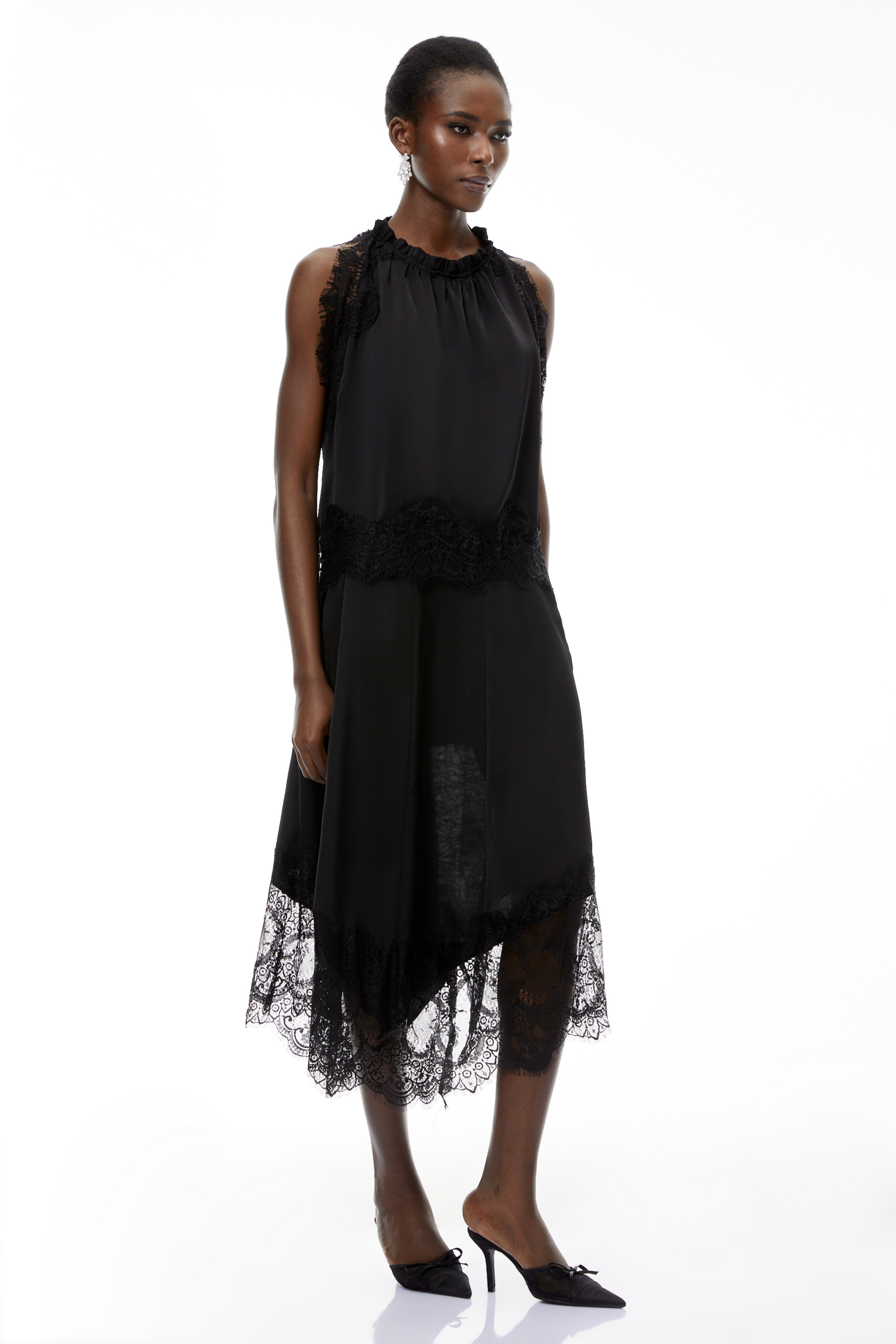 Florence Set aus schwarzem Spitzenoberteil und Rock