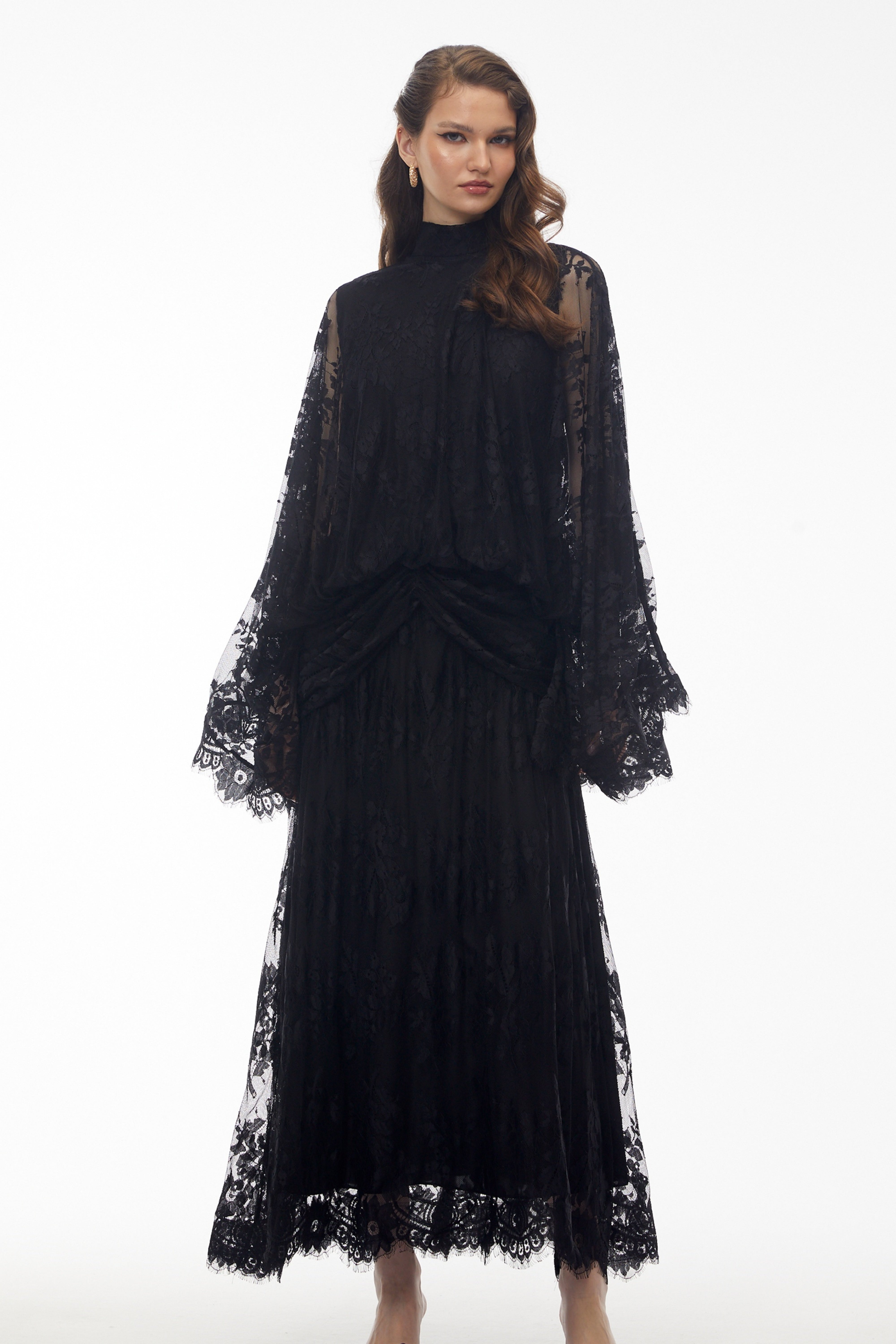 Robe longue drapée en dentelle Franziska Black