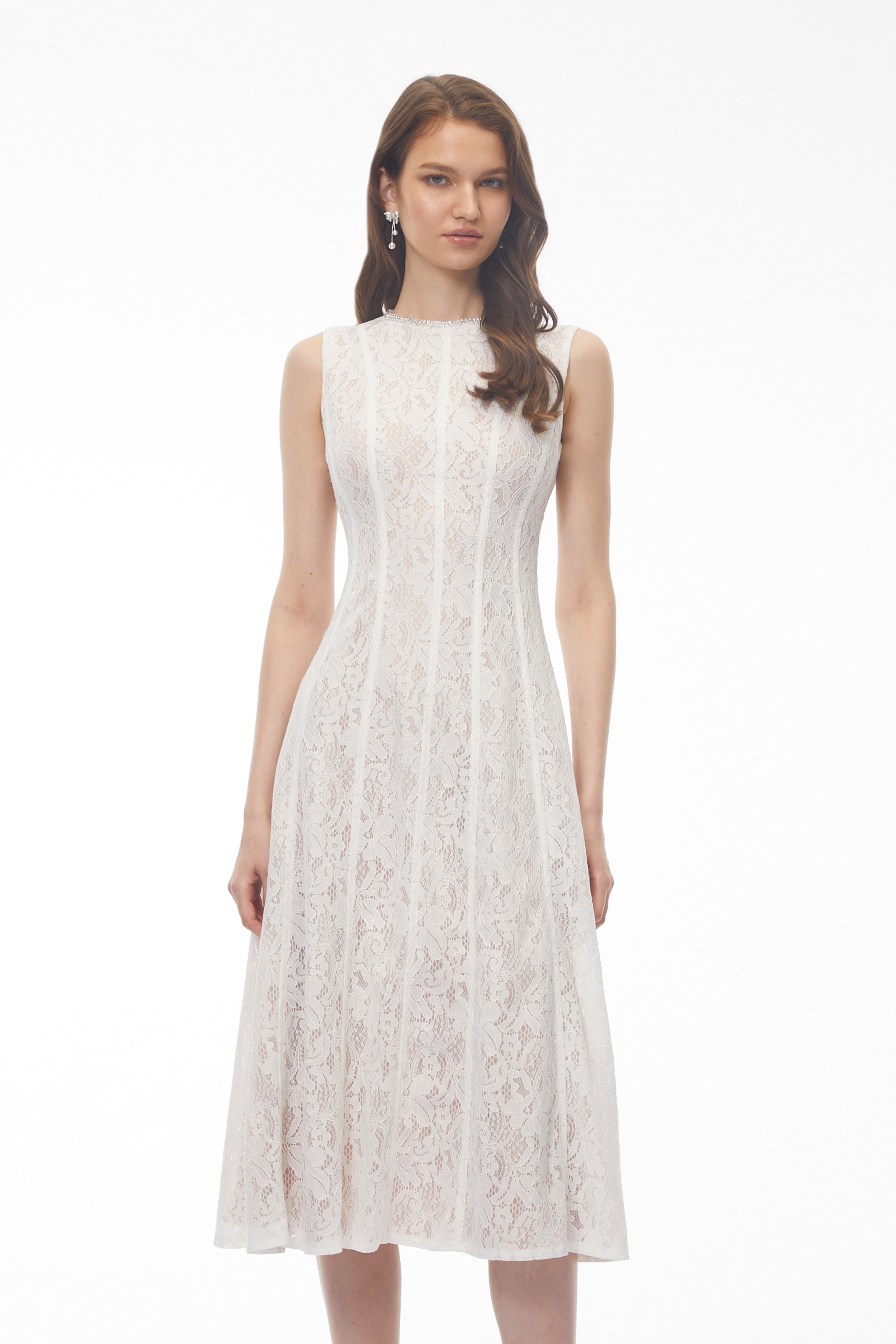 Robe mi-longue sans manches en dentelle à fleurs « Guinevere White »