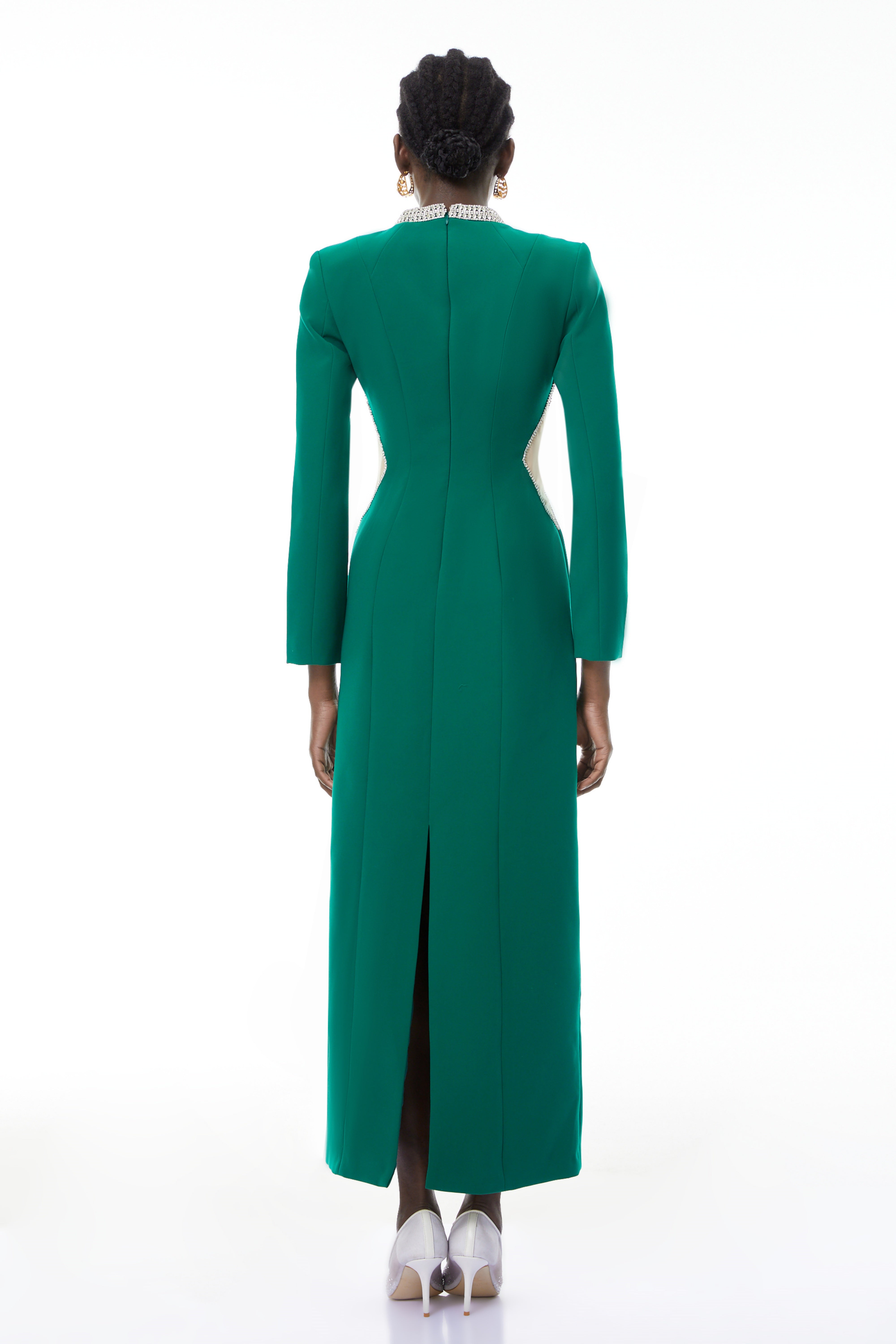 Hadley Green Maxikleid mit Cut-Out-Details und Kristallverzierung