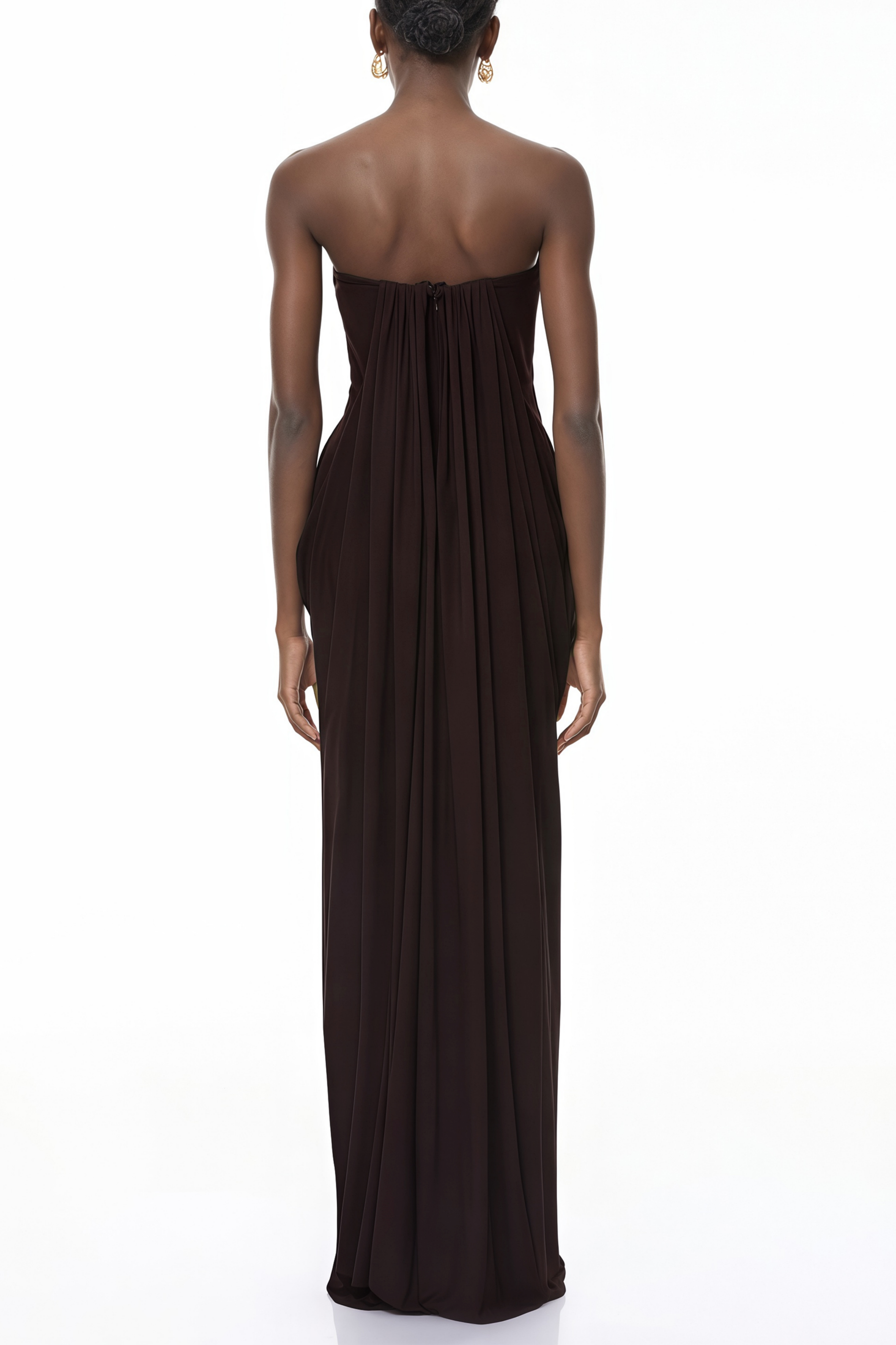 Honoria Schokoladenbraunes Maxikleid mit schulterfreiem Ausschnitt