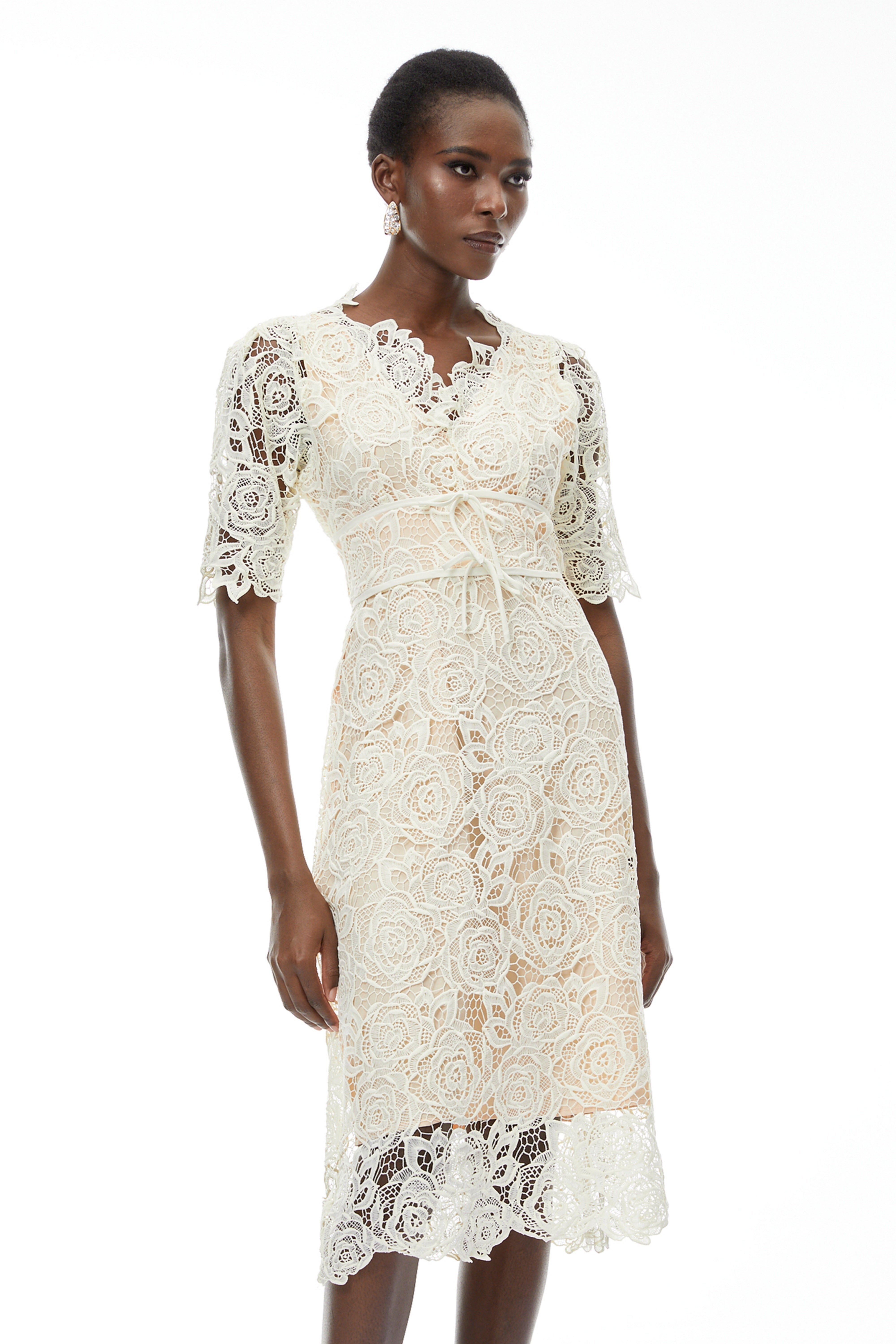 Hypatia – Midi-Kleid in Neutraltönen mit Spitzenstickerei