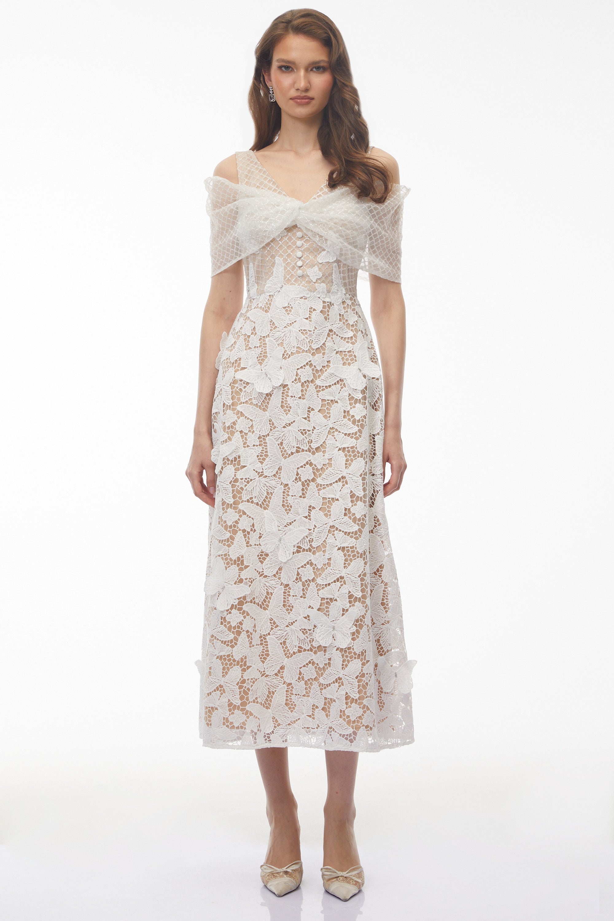 Robe mi-longue Isla White à épaules dénudées avec application papillon