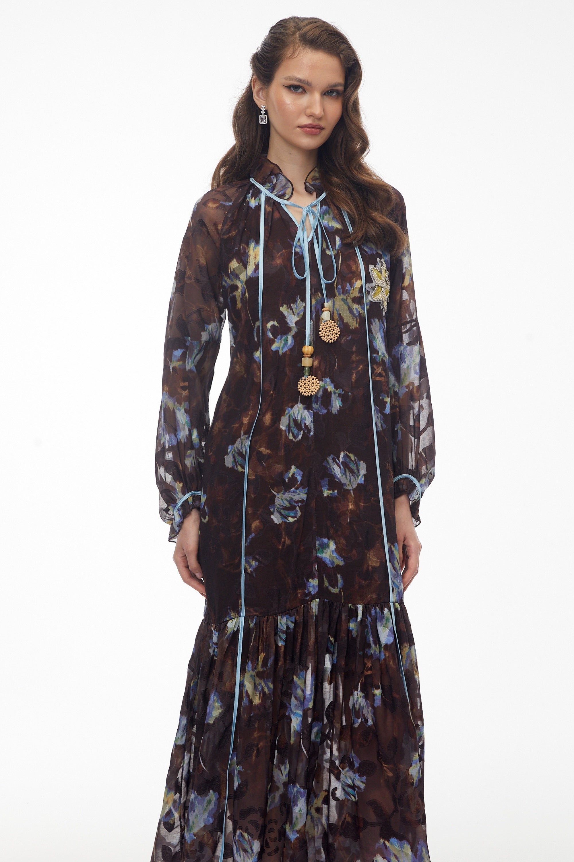 Robe longue à volants et imprimé floral Iulian Brown