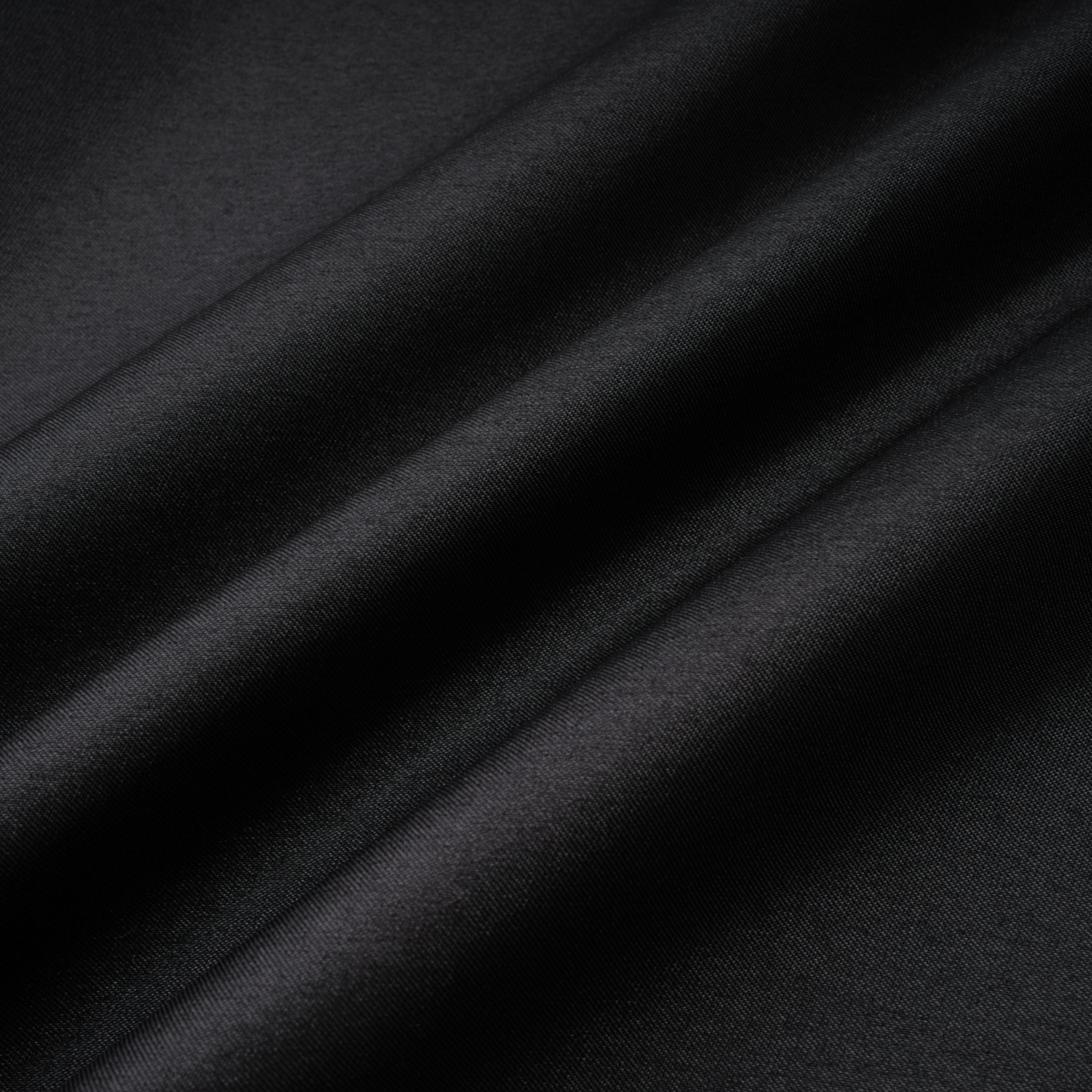 فستان طويل بصدّار كورسيه أسود من Ivana