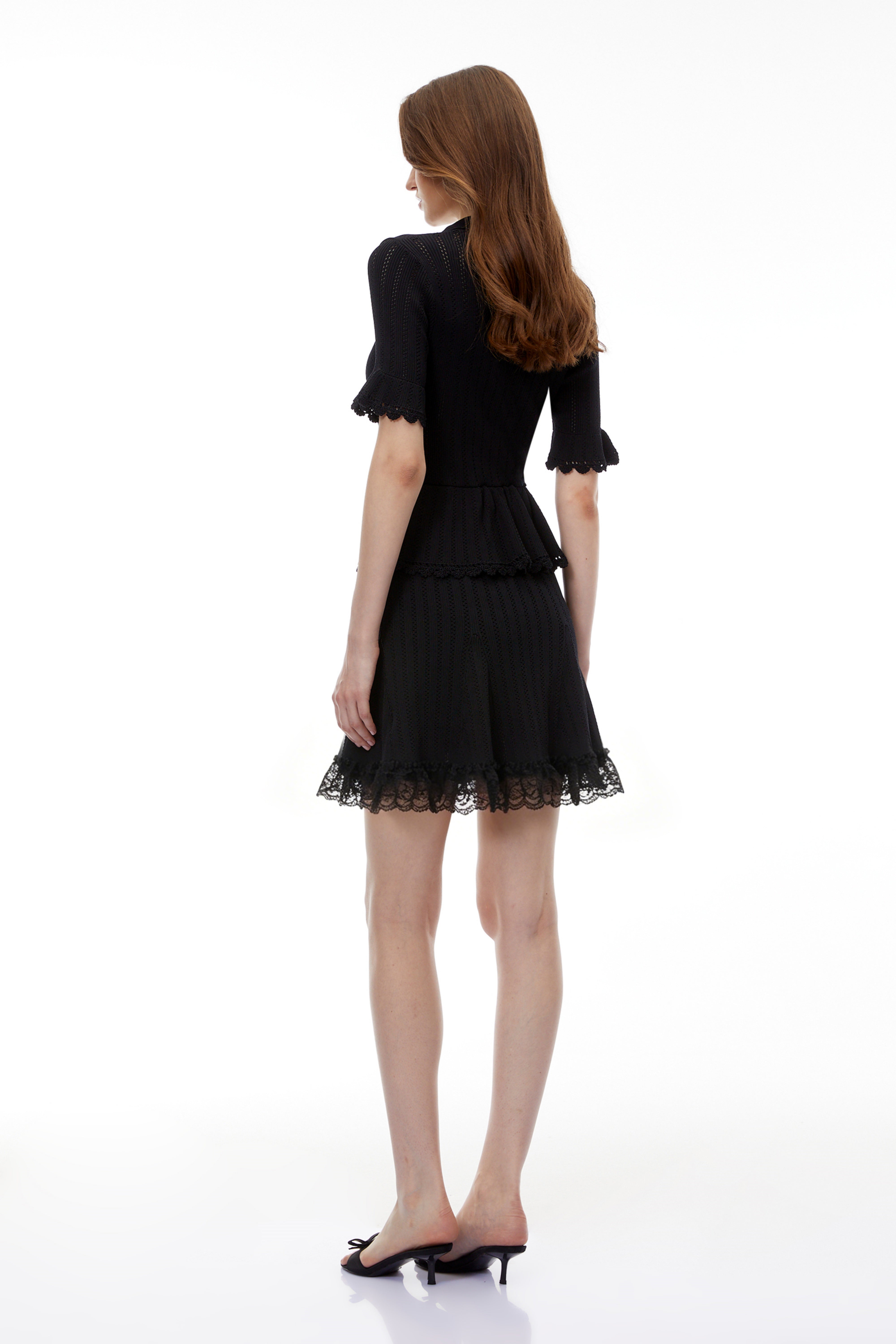 Mini-robe en maille extensible noire à dentelle Jocasta
