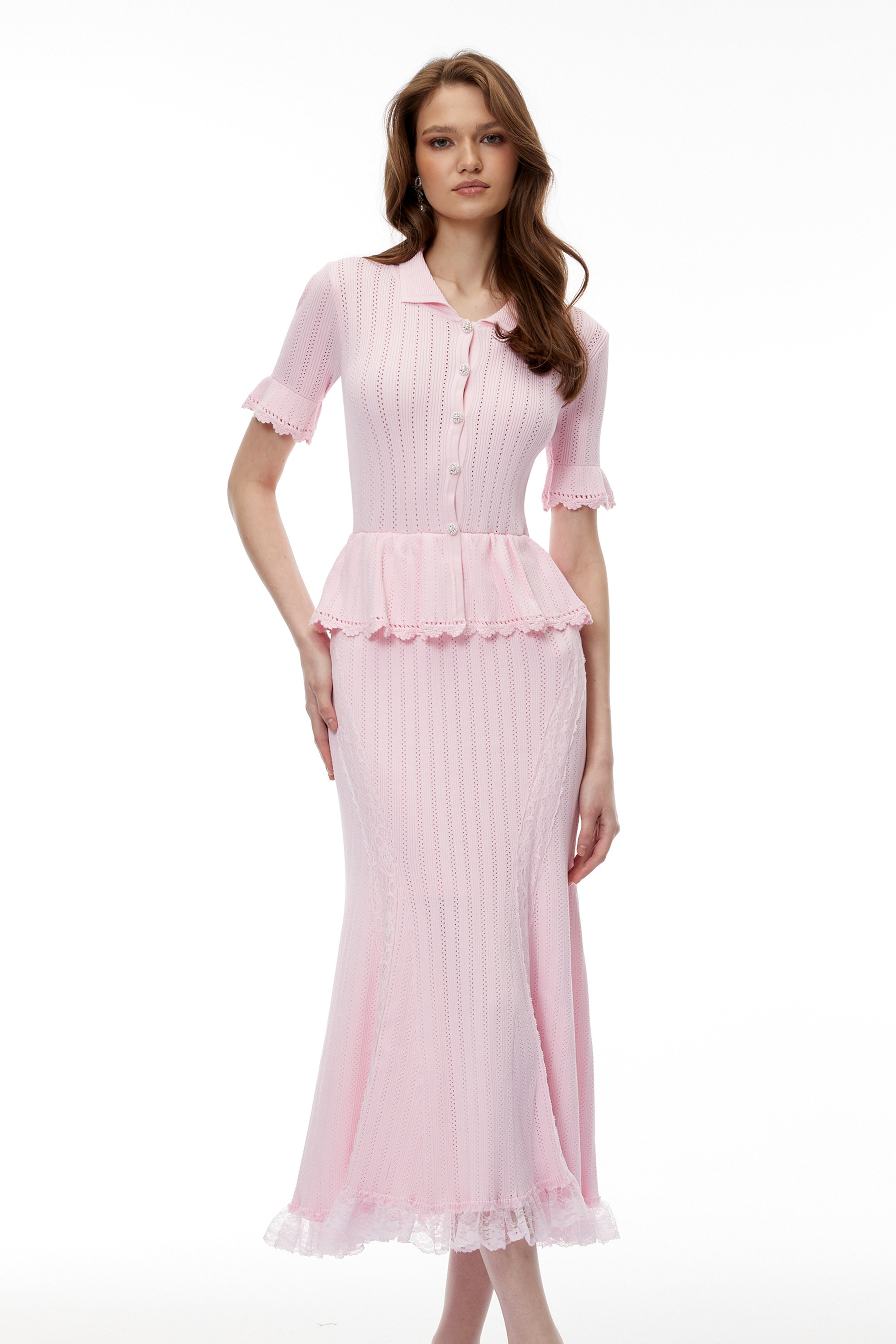 Rosa Midi-Strickkleid mit Pointelle-Muster und Schößchen