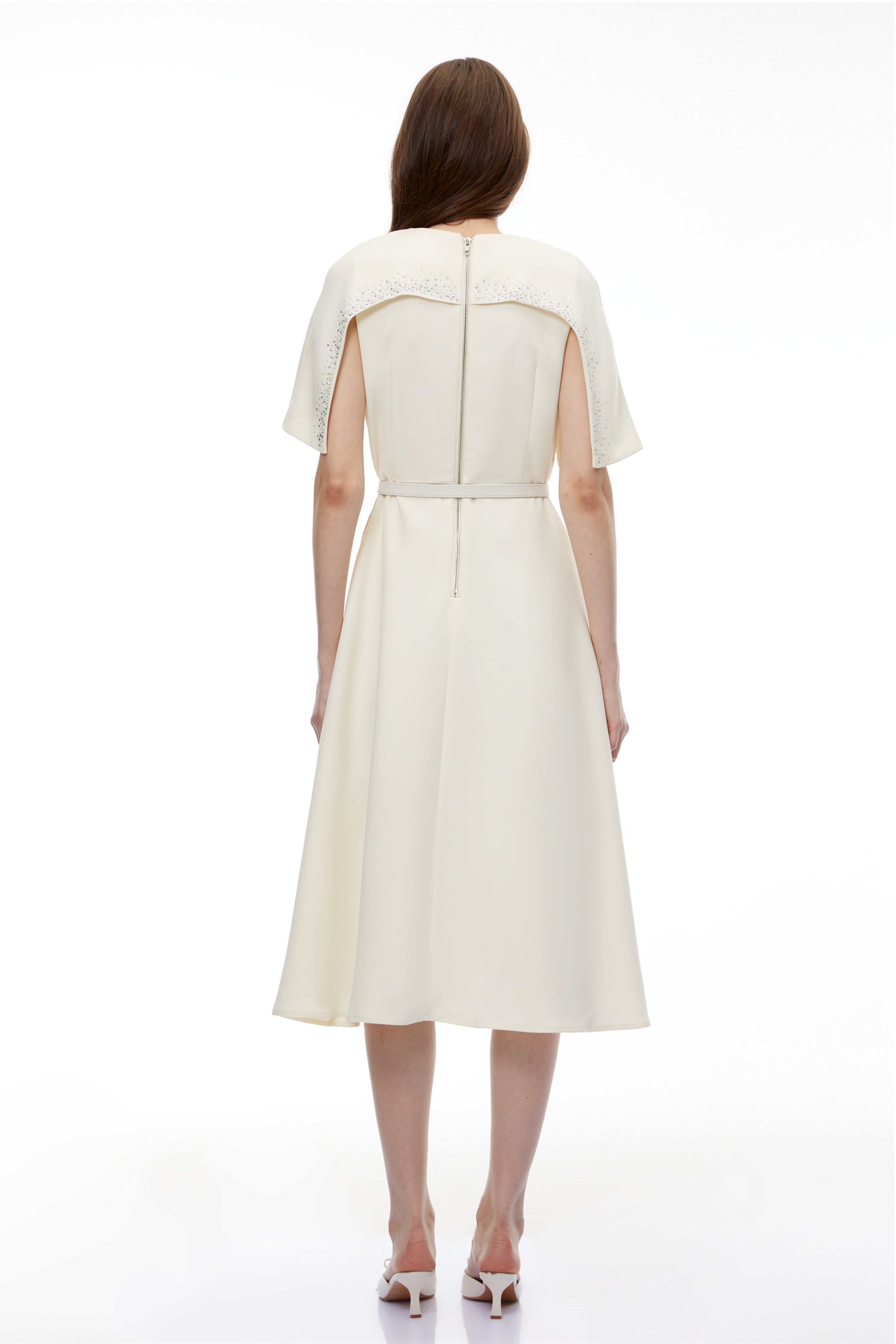 فستان كيب ميدي من كور شامبانيا مع حزام