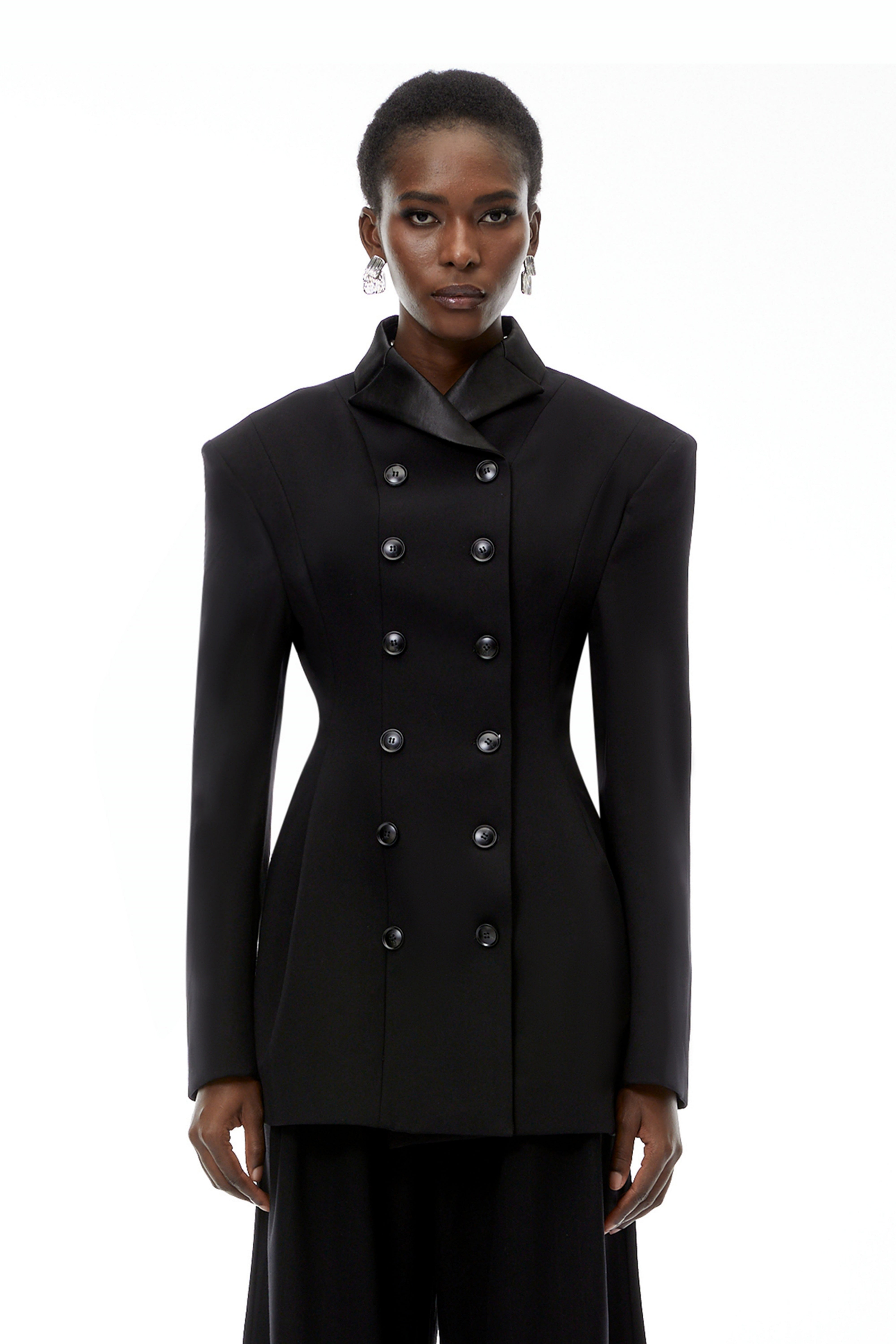 Leander Schwarzer, lang geschnittener Zweireiher-Blazer