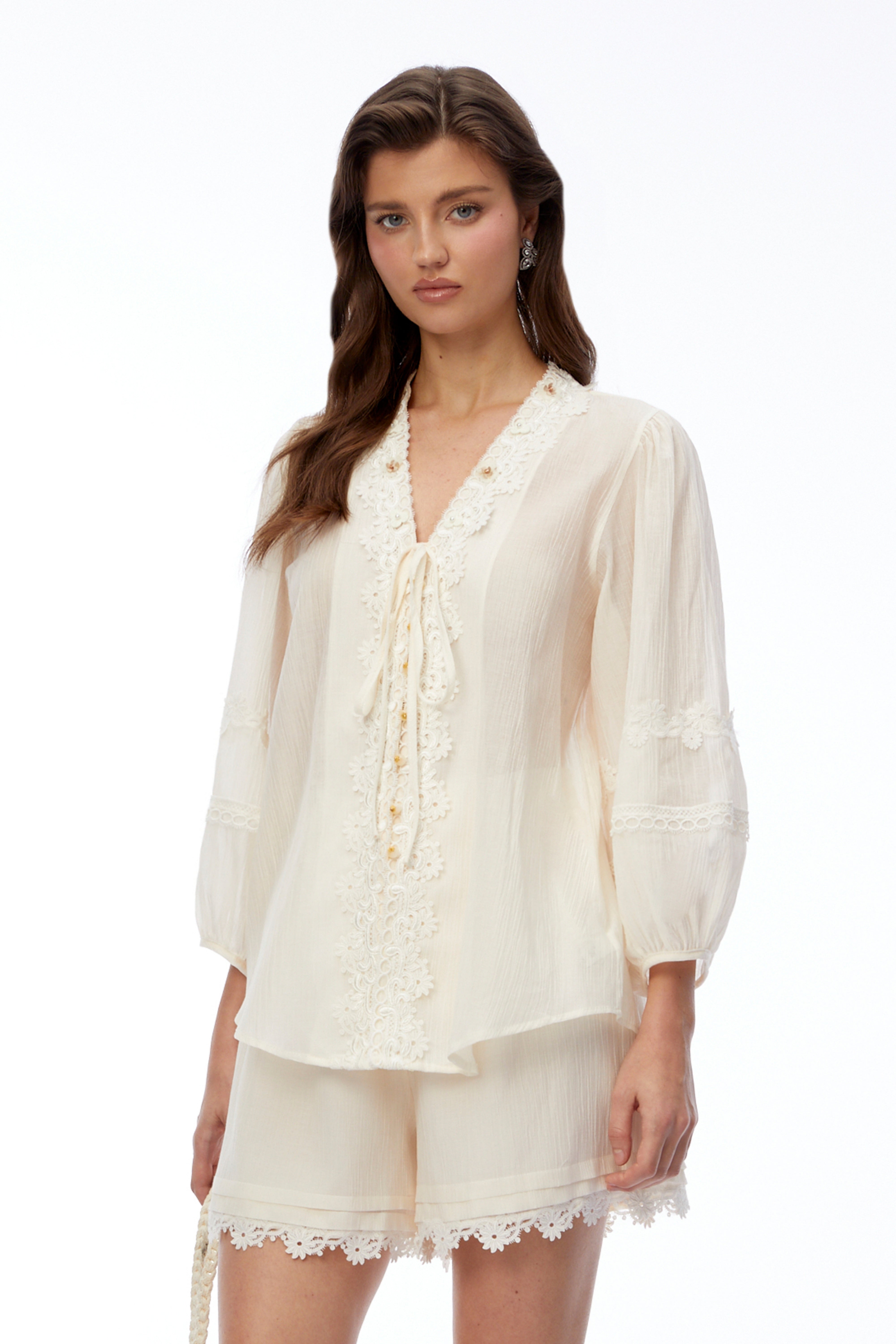 Leonie Ivory V-Neck Blouse & Shorts Set with Floral Applique