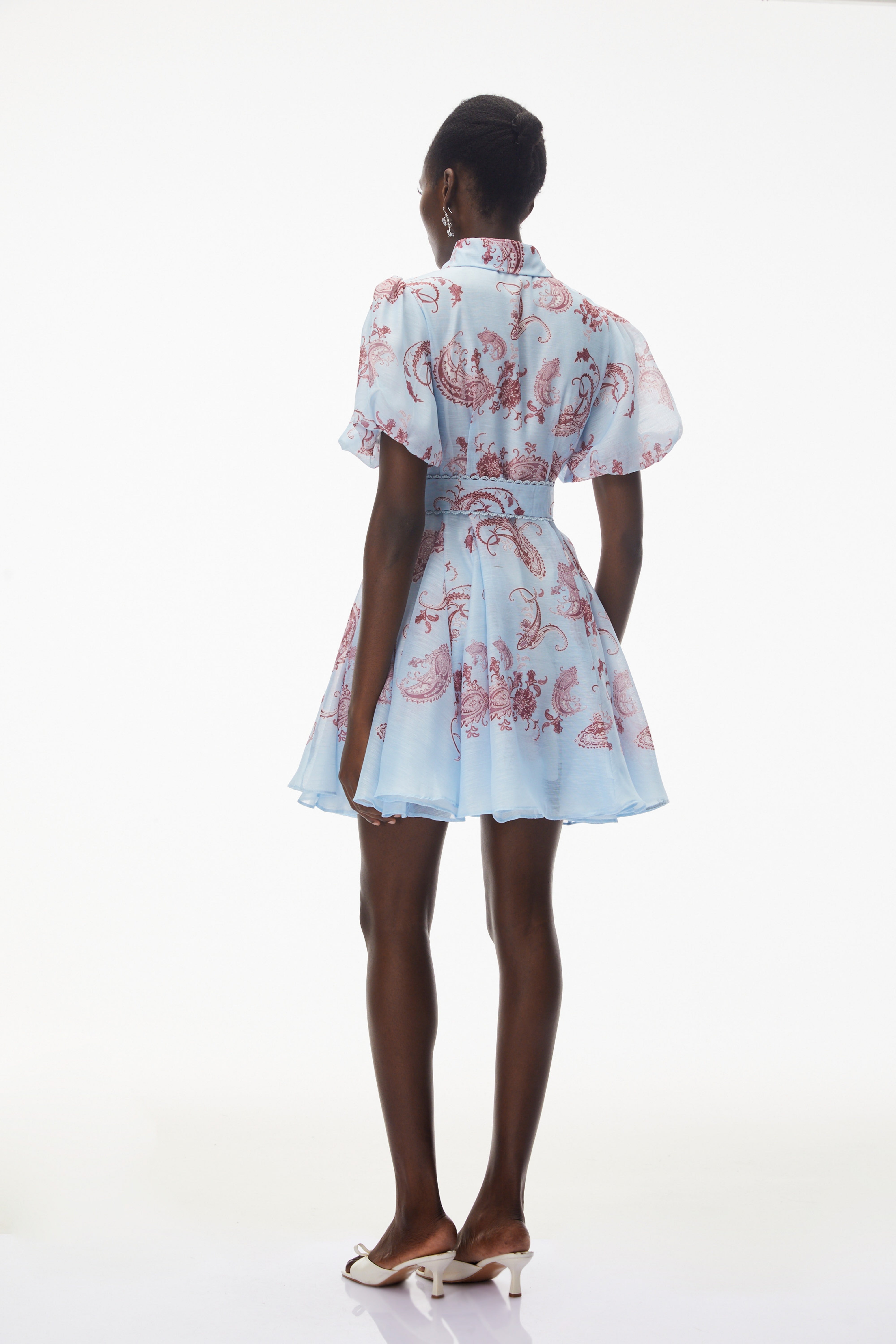 Liat Blue Print Minikleid mit Puffärmeln