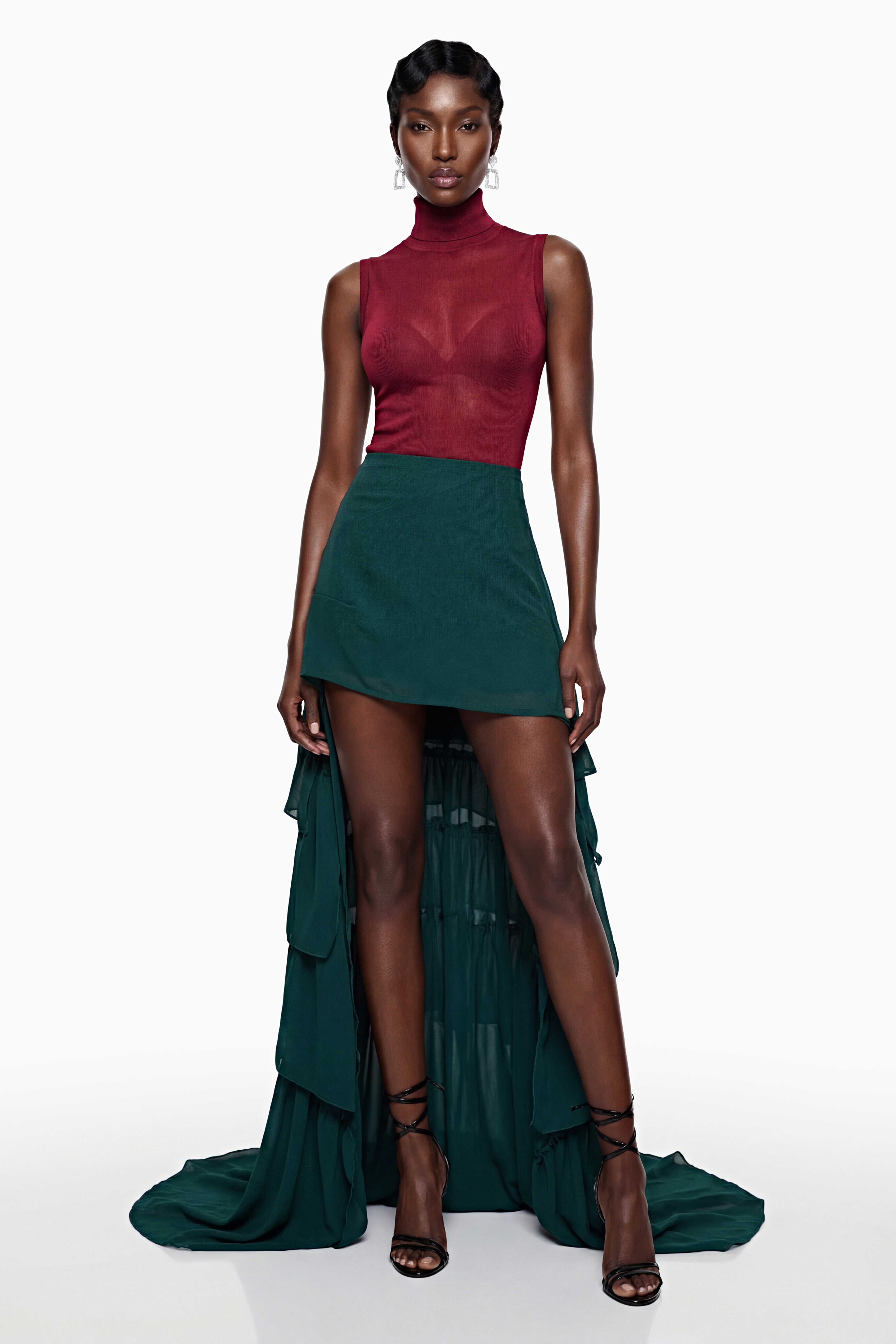 تنورة لينديوي غرين غير المتناسقة ذات الكشكشة