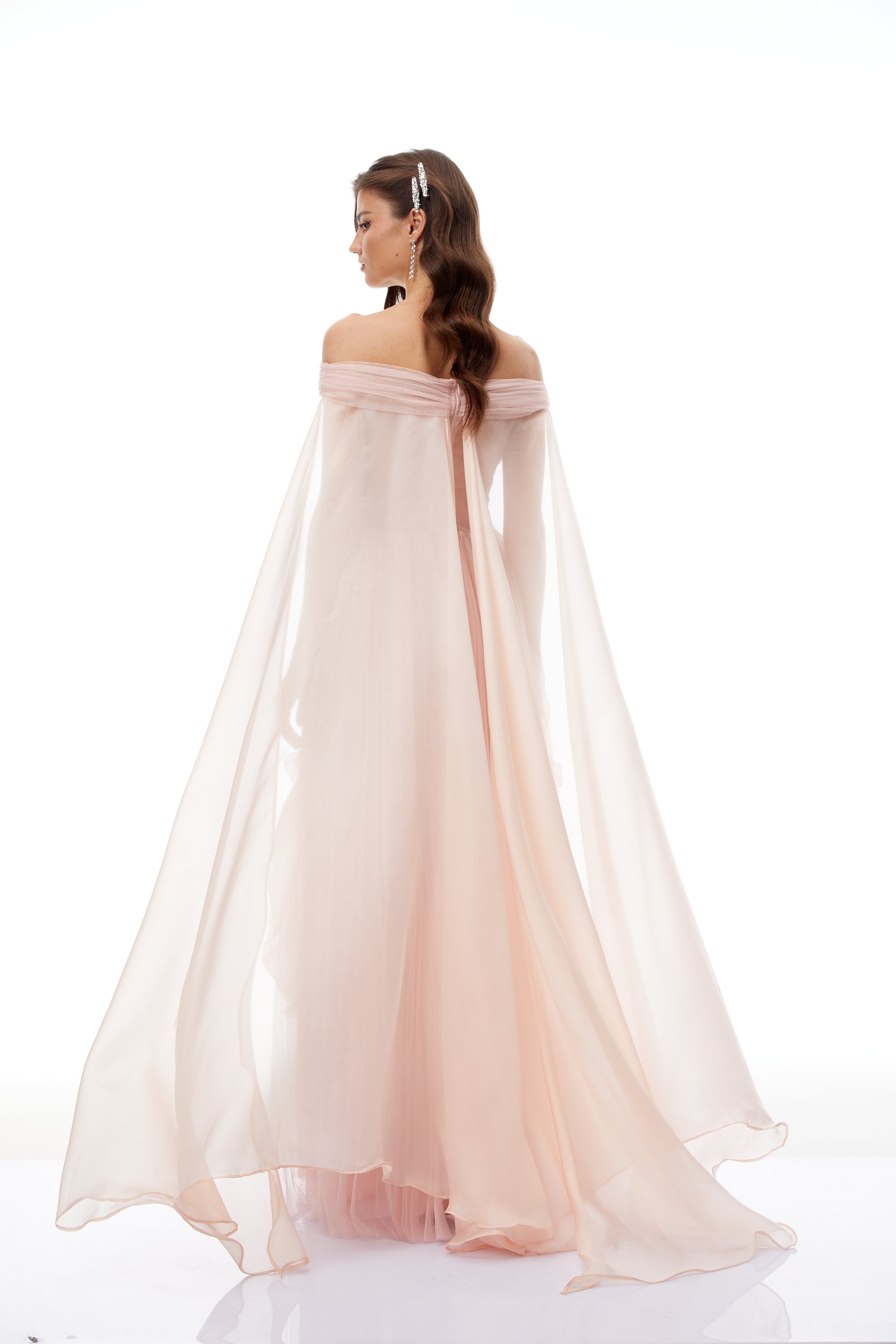 Emil Rosa Maxikleid aus plissiertem Tüll mit Schleifendetail