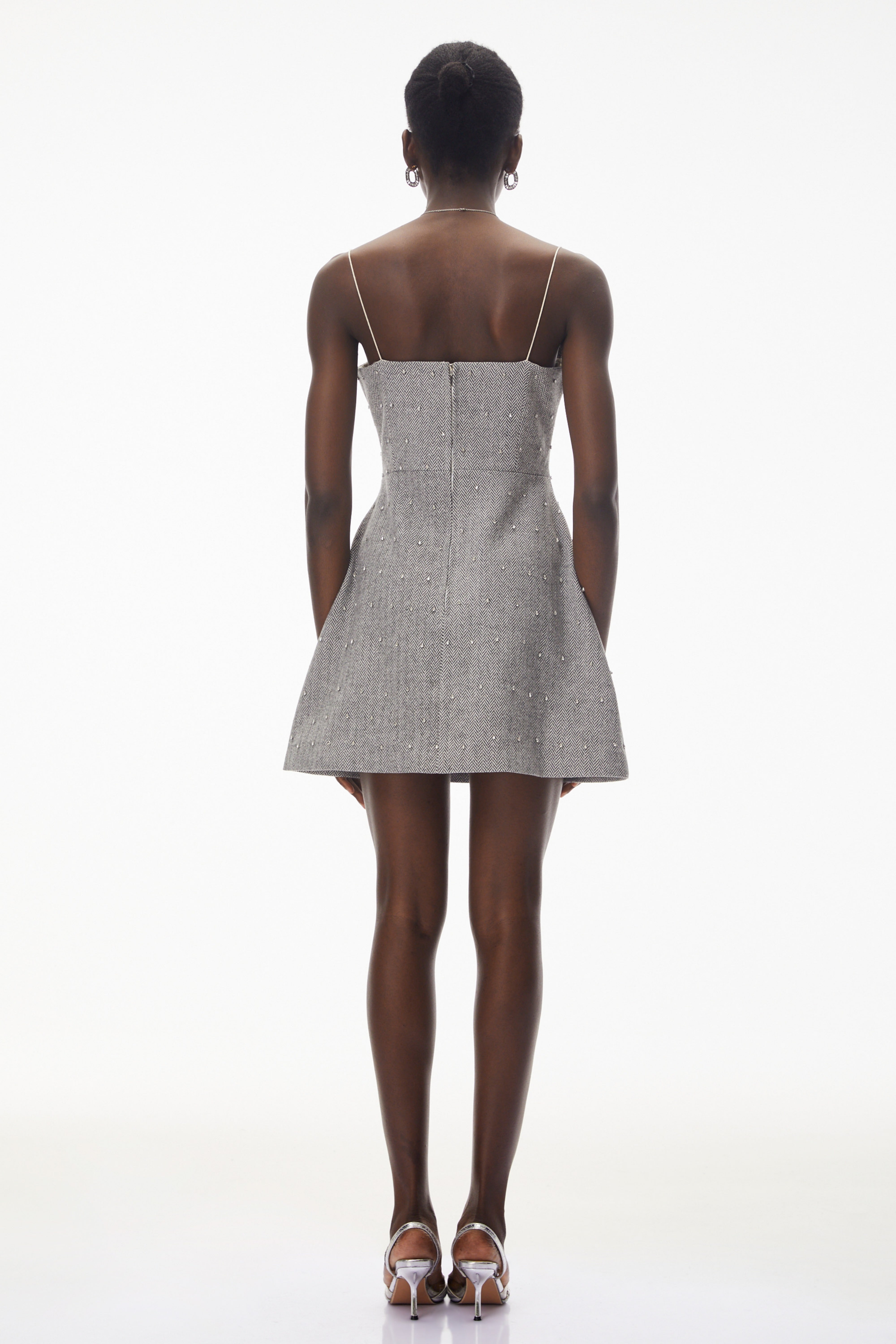 Mini-robe en dentelle ornée « Maisy Grey »